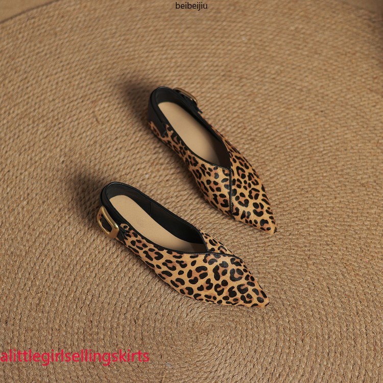 Women’s Flats Slip on Loafers Leopard Weave Alligator Pattern Pointy Toe Shoes