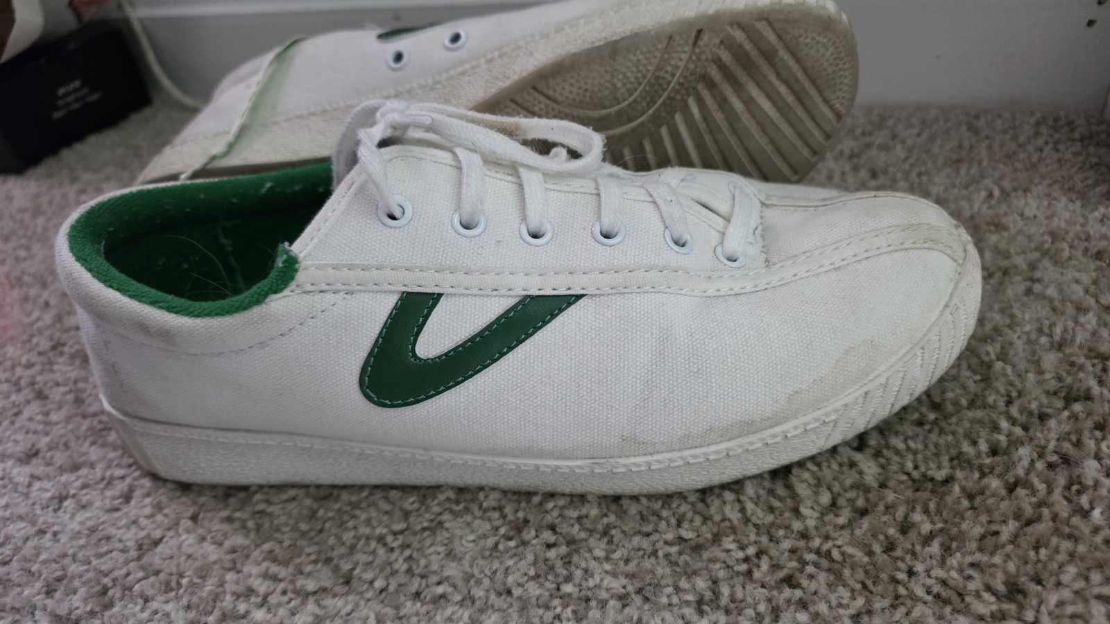 Tretorn Women’s Canvas Sz9.5