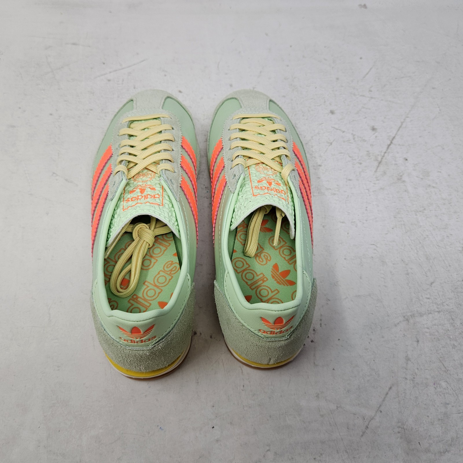 Adidas SL72 OG Classic Casual Shoes / Semi Green Spark / JI0197 / Women’s 5.5