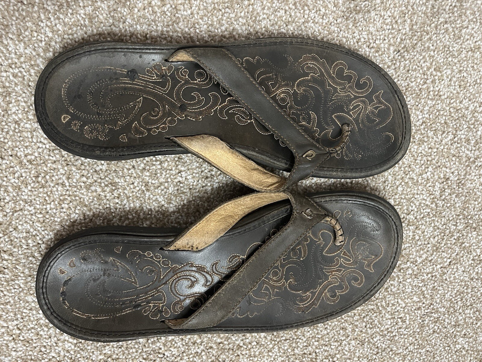 Olukai Paniolo Stitched Leather Flip Flop Beach Sandals Brown Hawaii Womens Sz 9