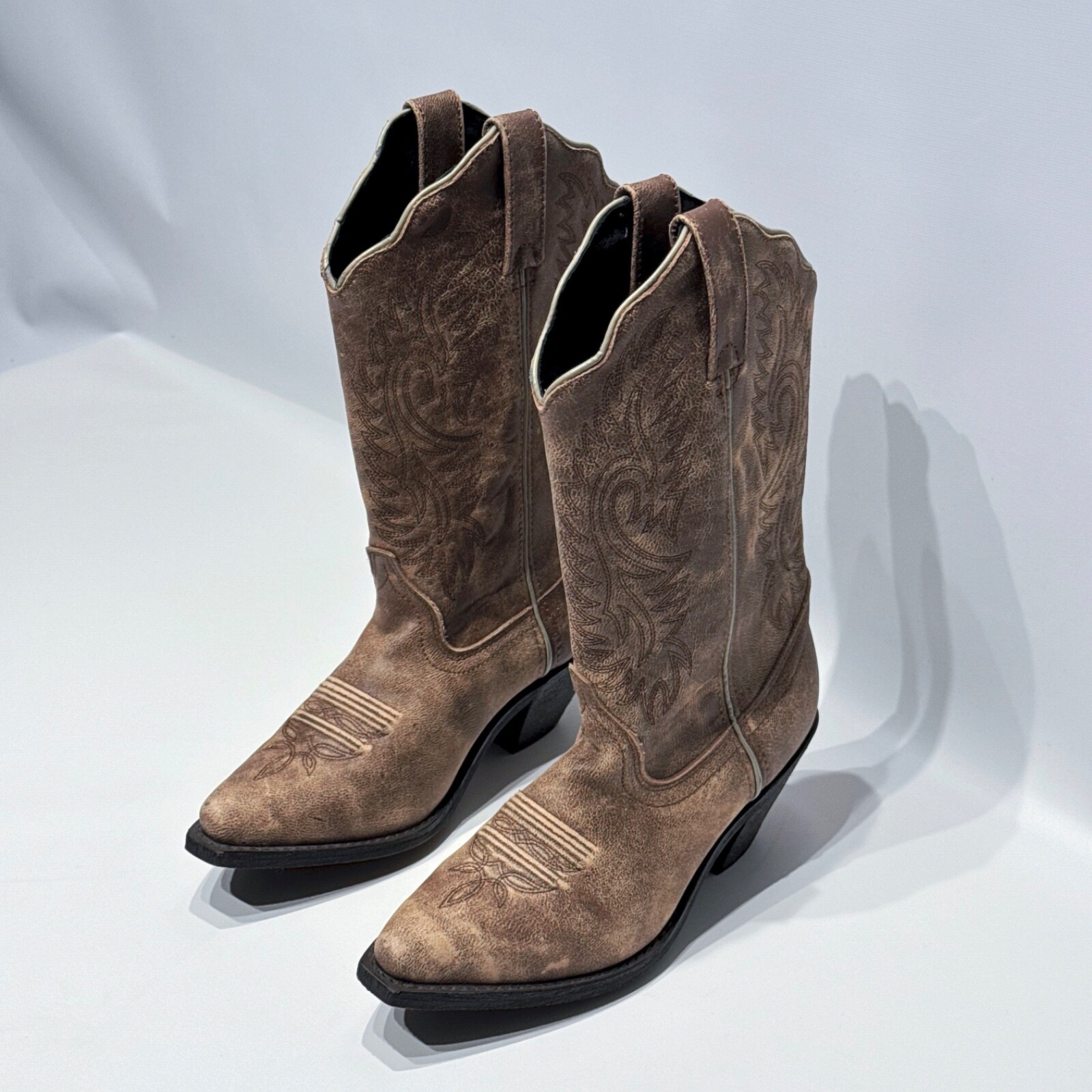 NWOB Rockin’ Country Brown Leather Cowgirl Western Boots Snip Toe Women Size 7M