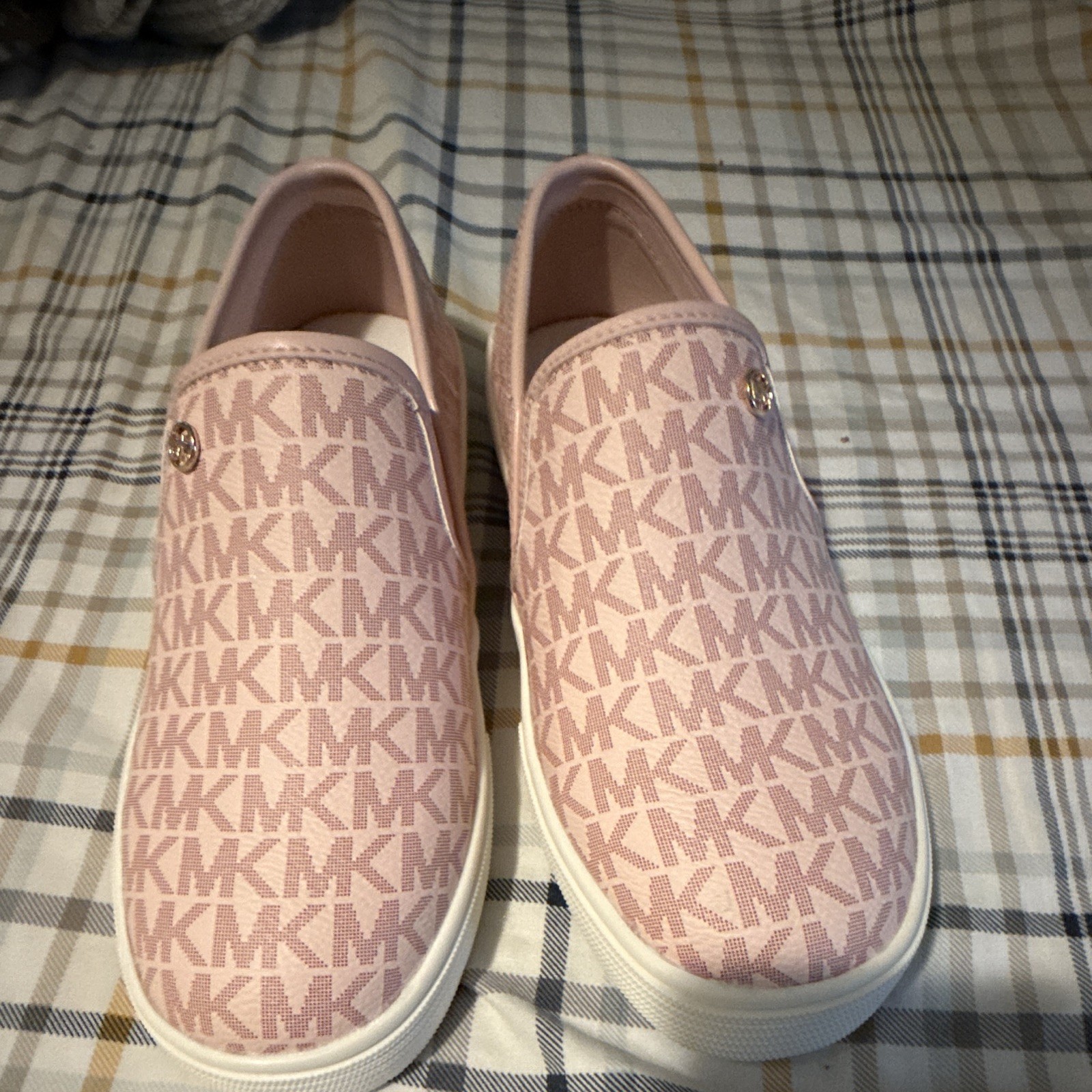 MICHAEL Michael Kors Women’s Pink/White Logo Leather Slip-On Flat Round Toe US 3