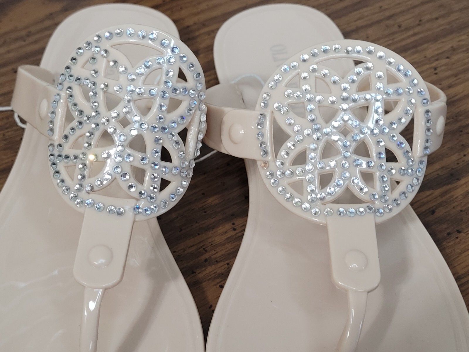 Olivia Miller Sandals Size 6 Beige Rhinestones Thong Jelly Flat Slip On NWT