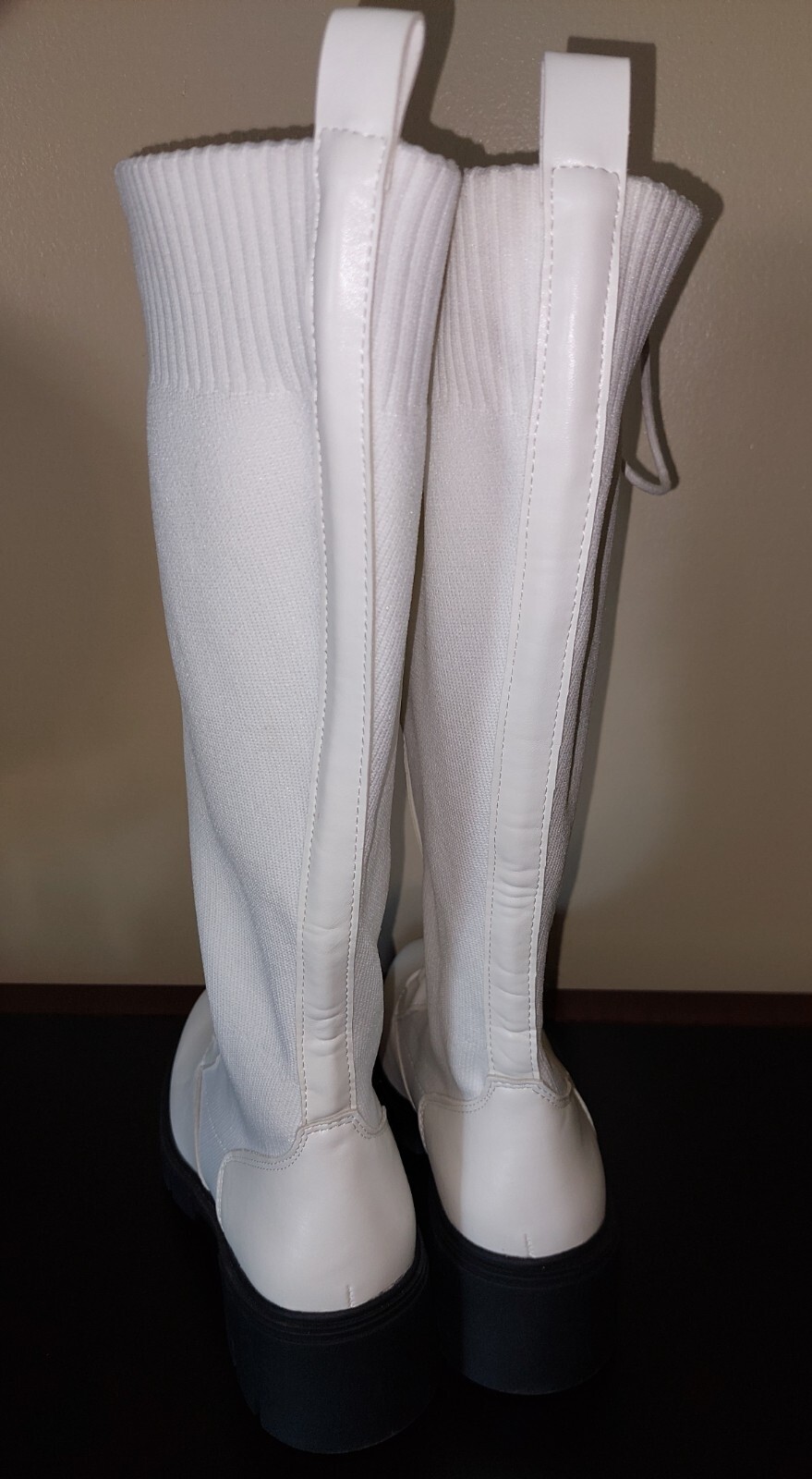 New Vepose White Cosplay Lace up Boots Anime style size 9