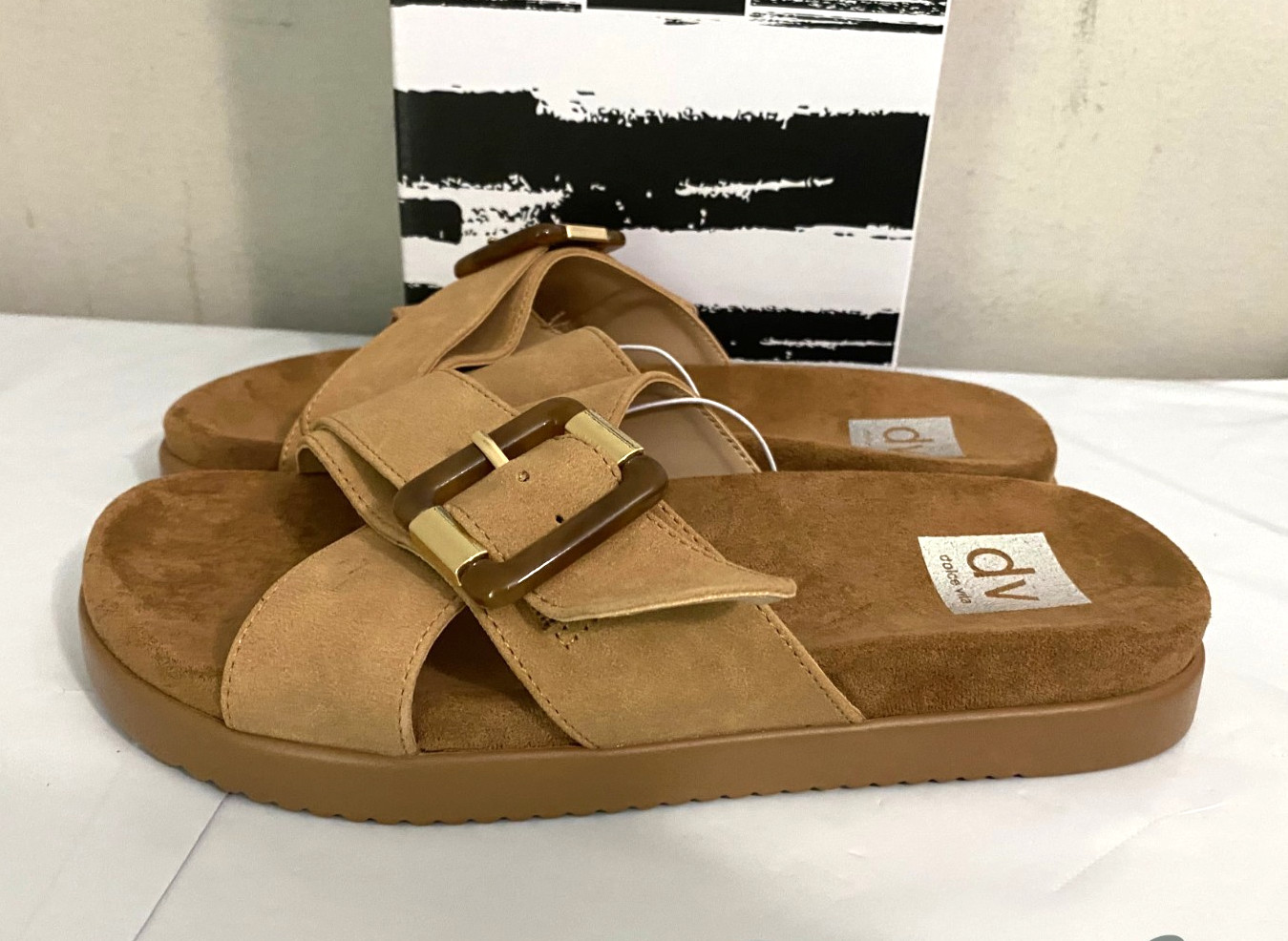 NEW DV by Dolce Vita Women’s USHA Lightweight Suede Sandals – PICK SIZE – TAN