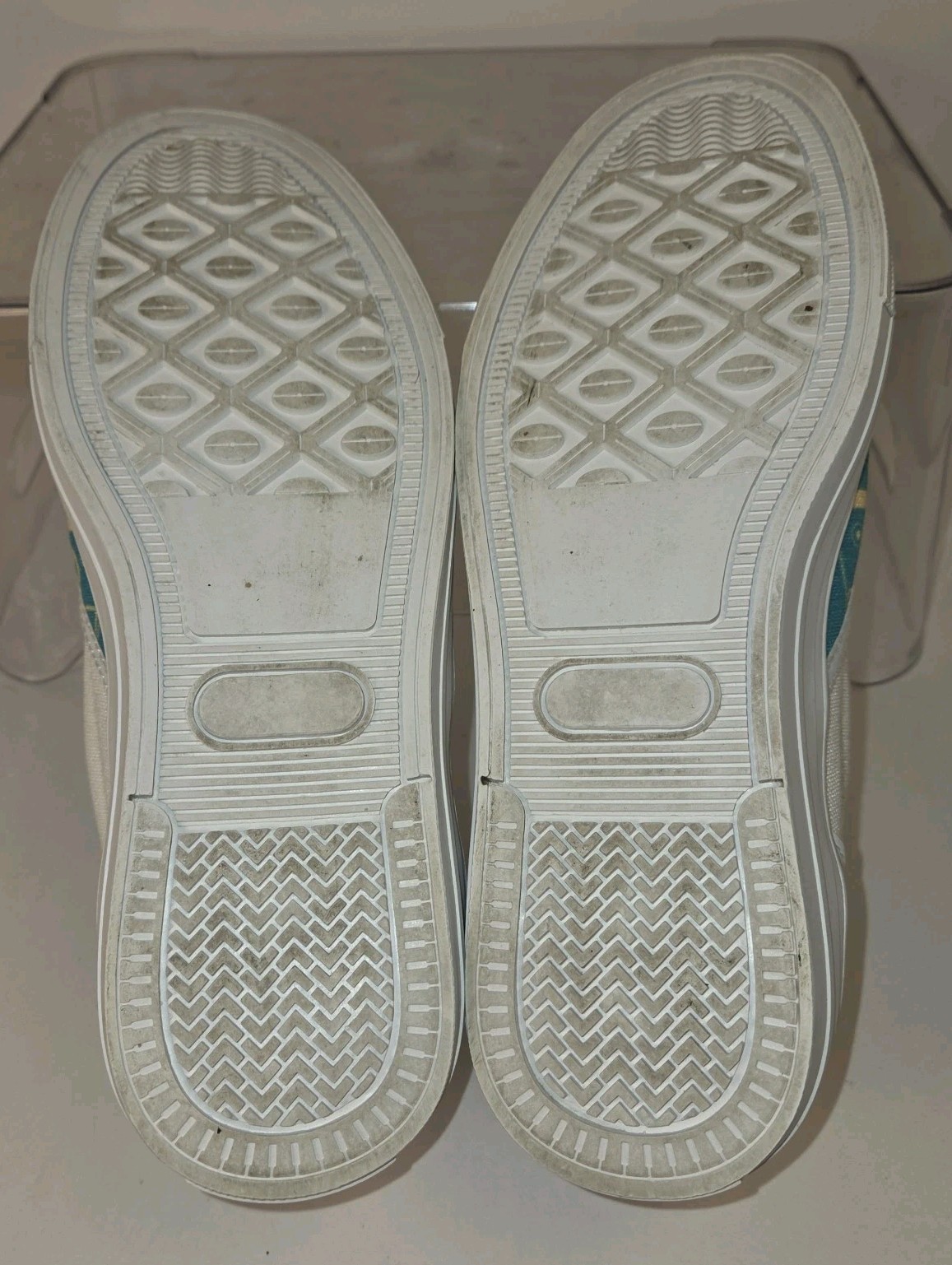 Bohemian Hippie Peace Love Mandela Slip On Canvas White Shoes Women’s Size 8