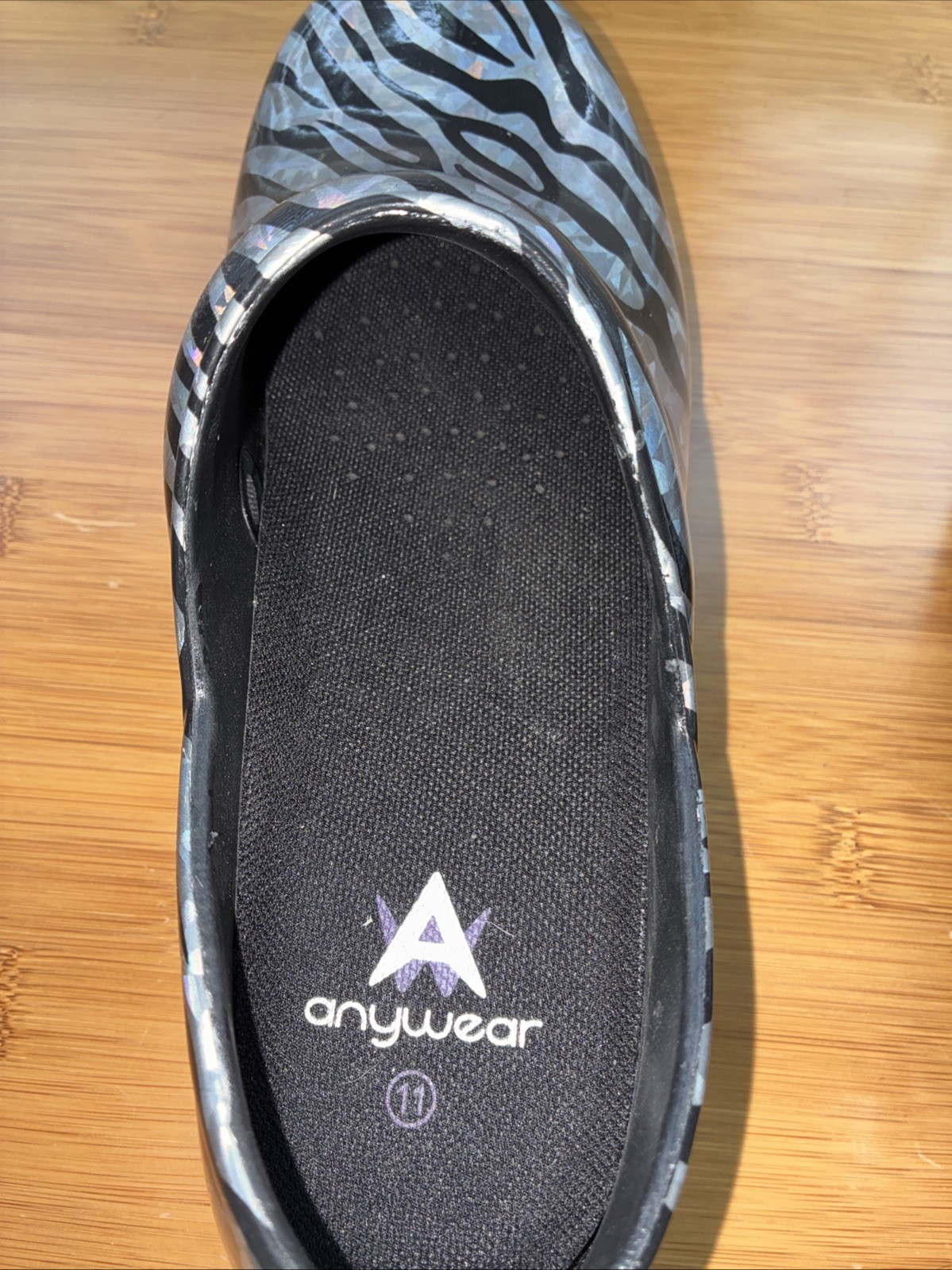 Anywear SR Angel Metallic Zebra Holographic Nursing Clogs Womens 11 Mens 9 Work