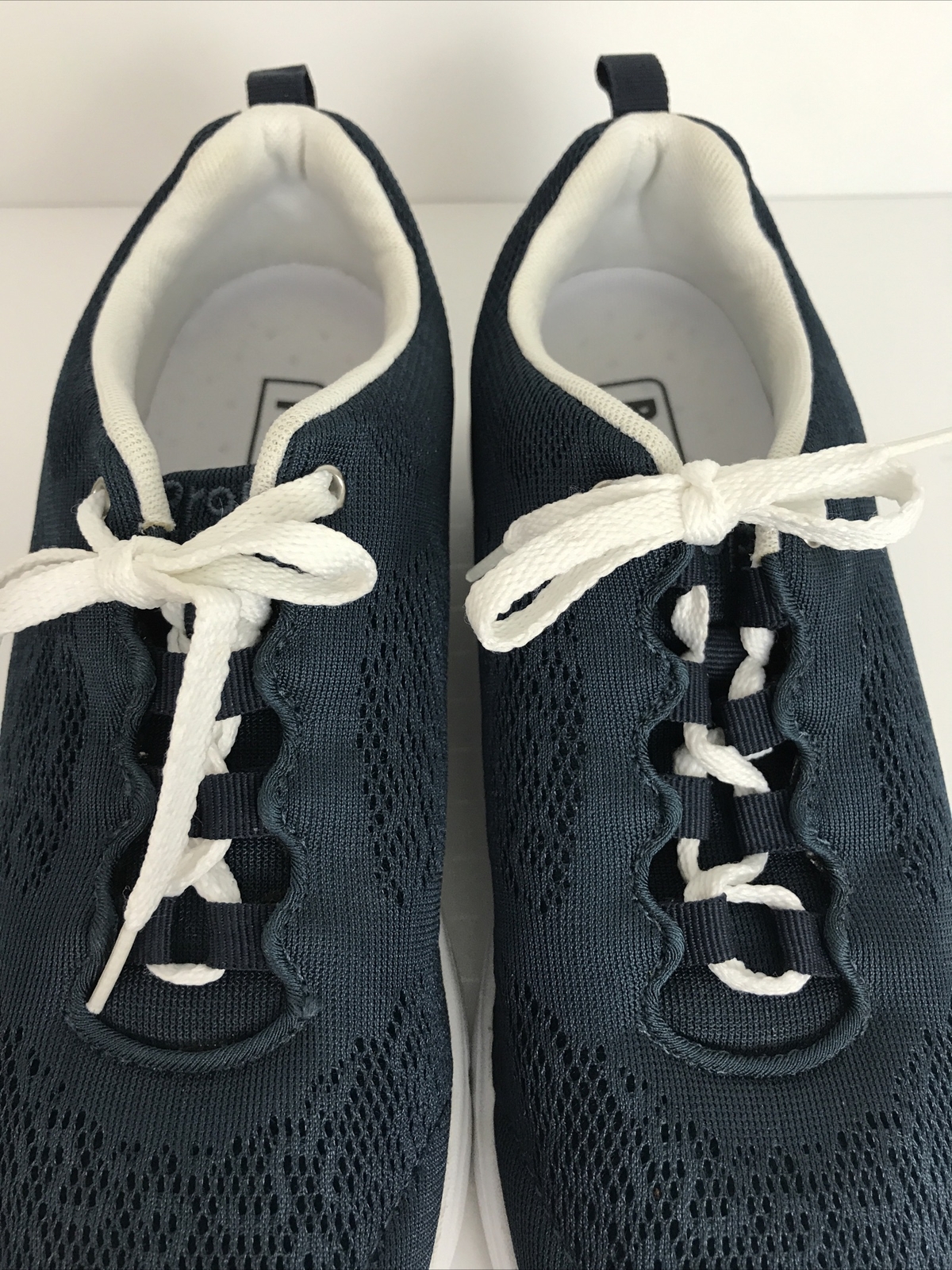 Propet TravelActiv Sneakers W5102 Navy Blue Comfort Walking Casual Shoes Size 8