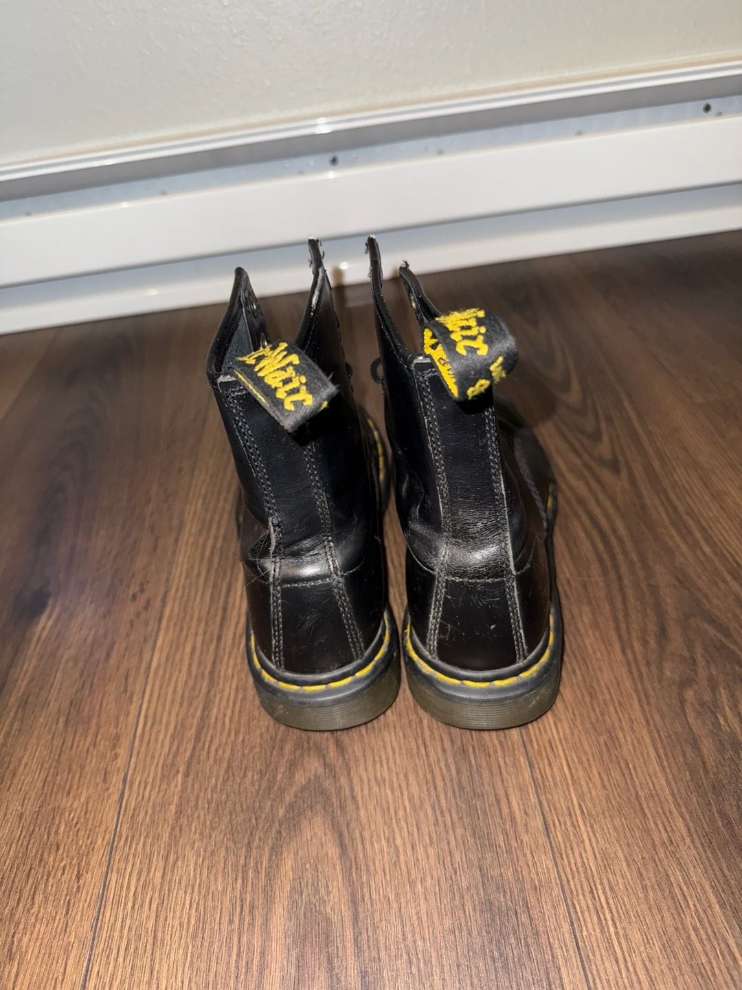 Dr. Martens 1460 Smooth Leather Combat Boots Size 7.5