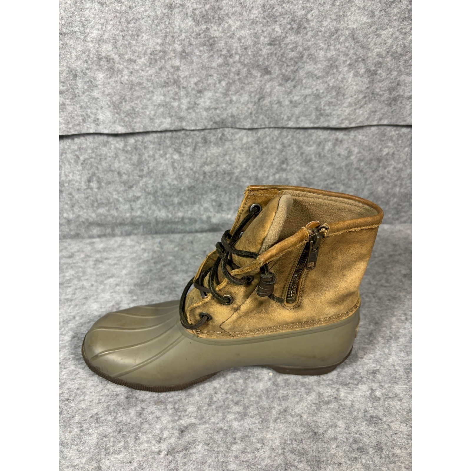Sperry Top-Sider Women’s Waterproof Rubber Boot Tan Suede Lace Up Zip Size 7 M