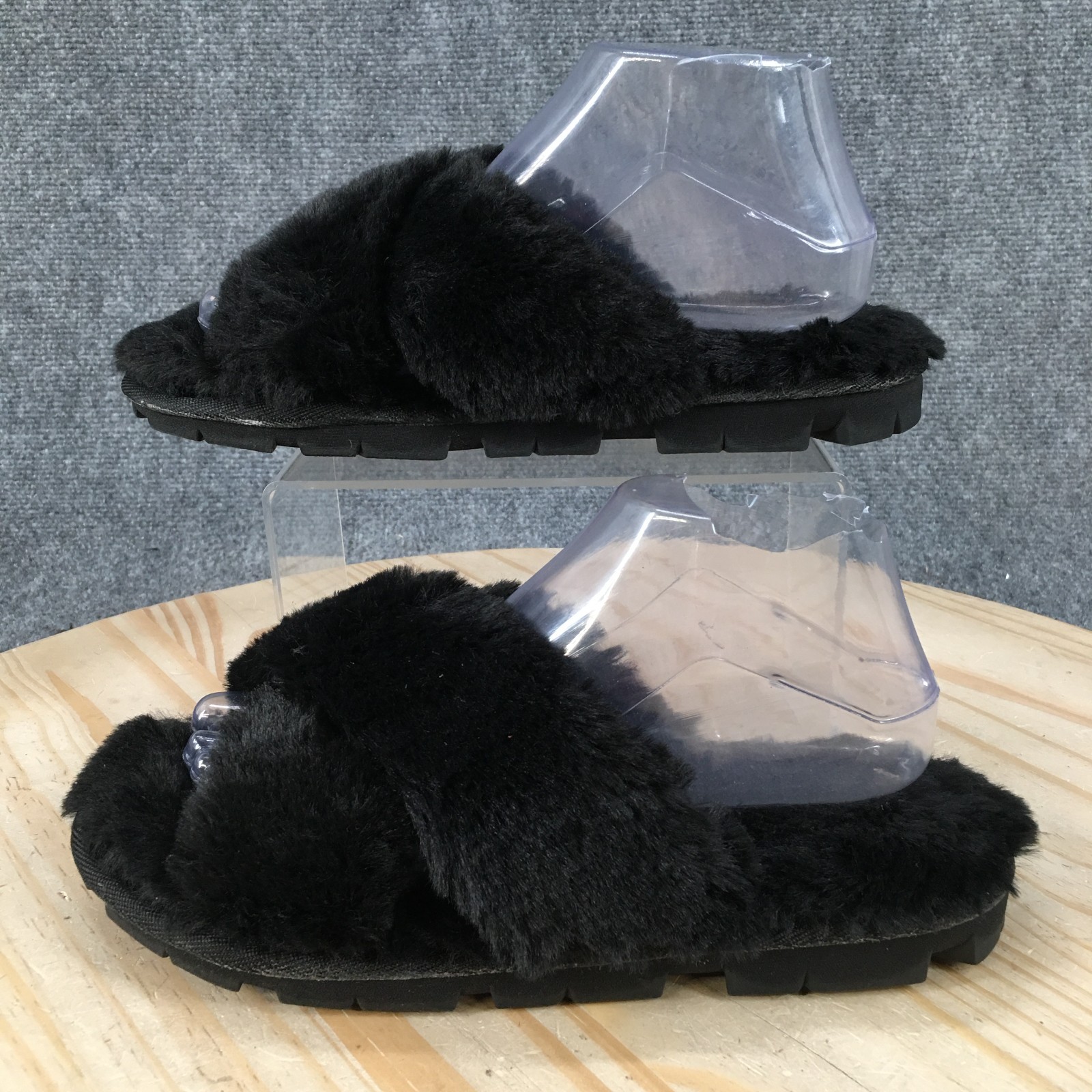 Secret Treasures Slippers Women M 7-8 Black Faux Fur Criss Cross Lug Sole Slide