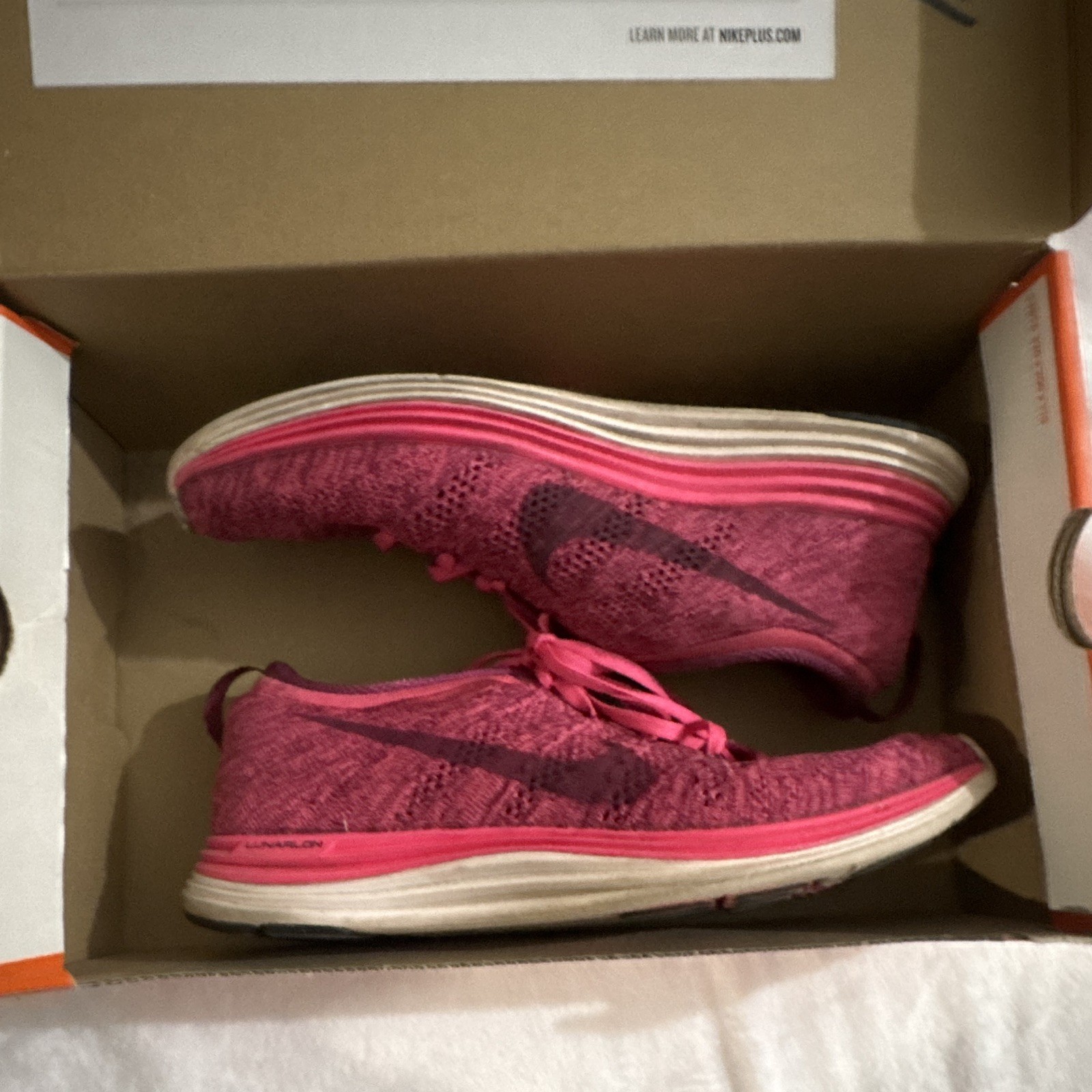 Nike Flyknit Lunar1+ Women’s Low Top Lace-Up Sneaker Pink Flash 554888-660