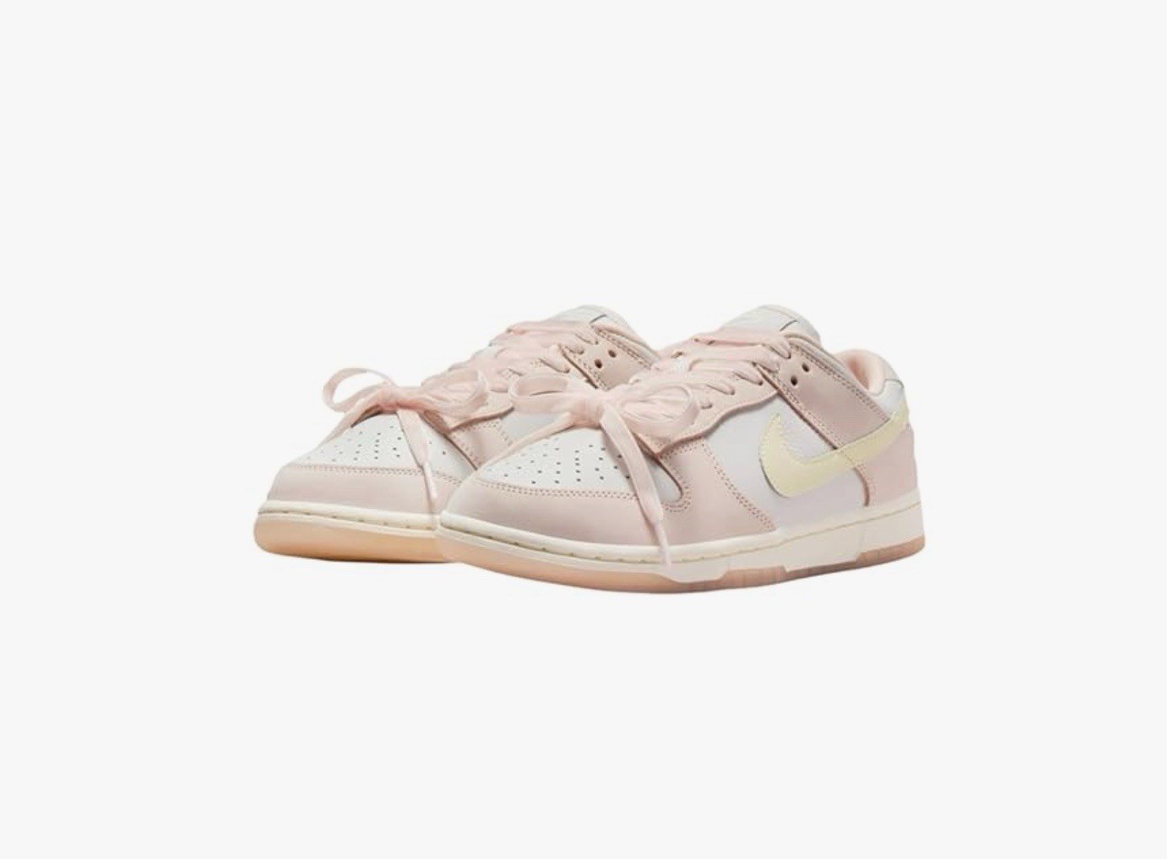 Nike Dunk Low Women’s Size 7.5 Light Soft Pink Coconut Milk