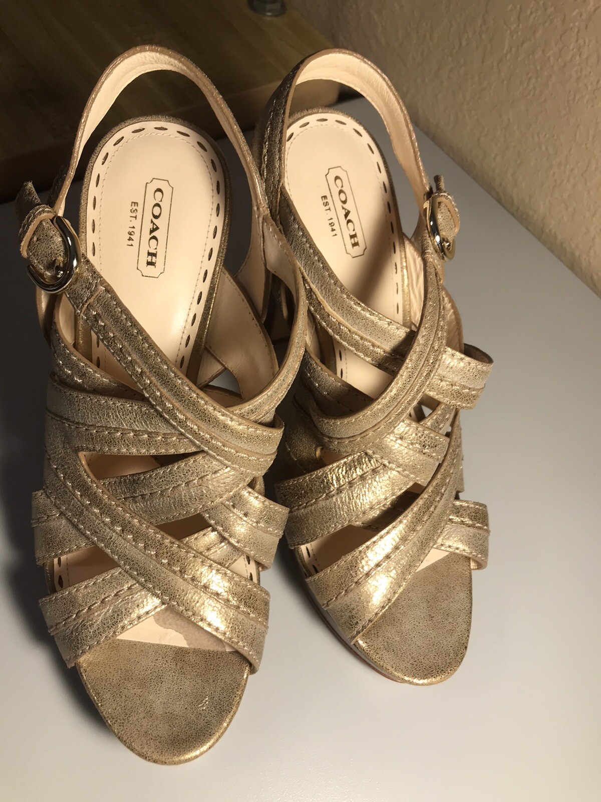COACH Brynne Gladiator SANDAL Gold WOOD PLATFORM 10 Ankle Strap