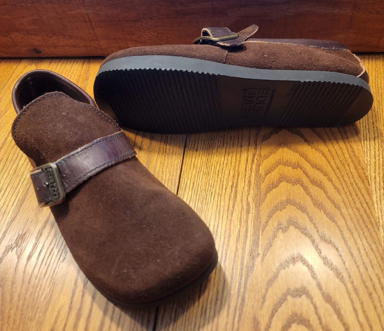 Anne Kalso Earth Shoes 9.5 M / 11 W. READ for Defect Details