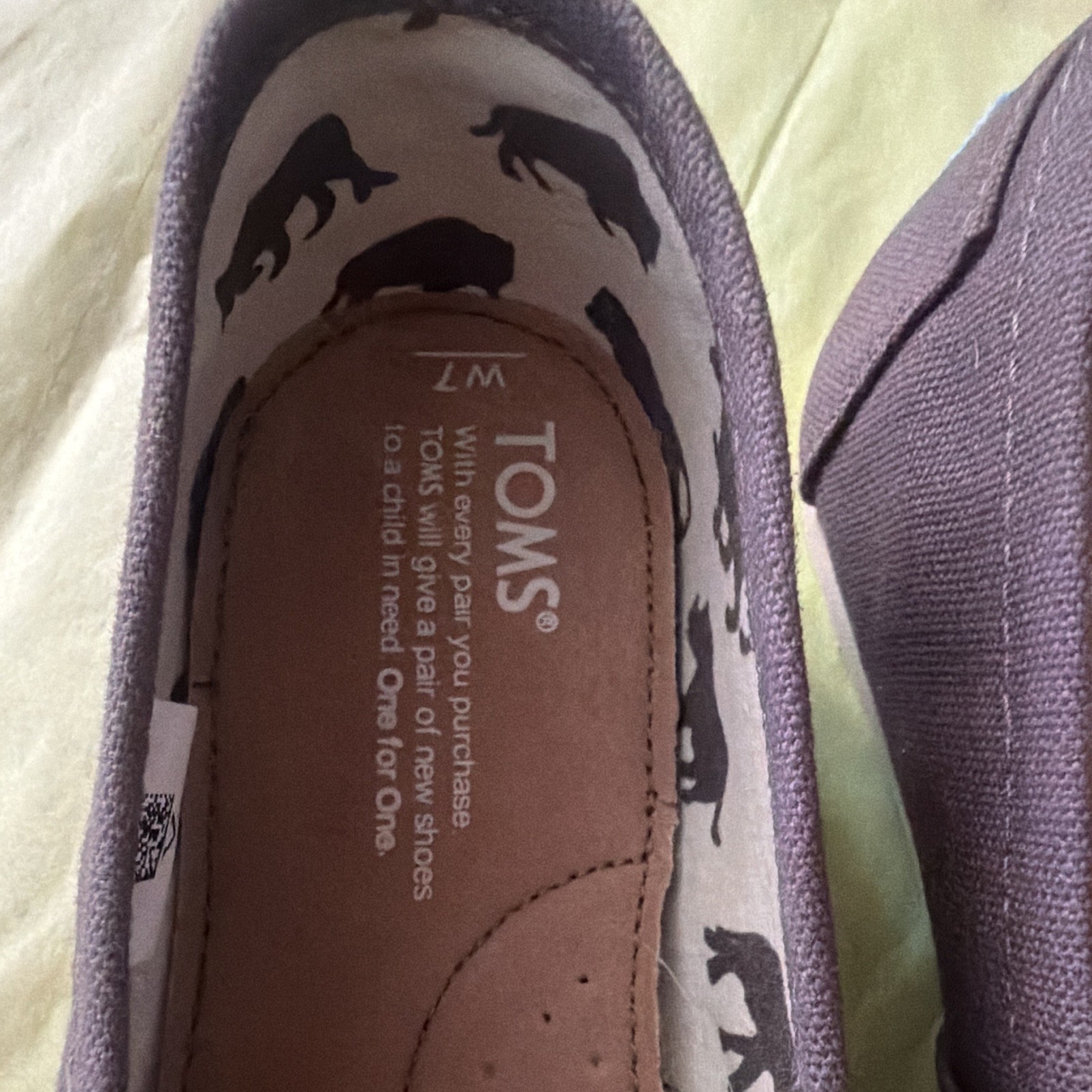TOMS Women’s Grey/Brown Canvas Slip-On Flat Comfort Round Toe US 7