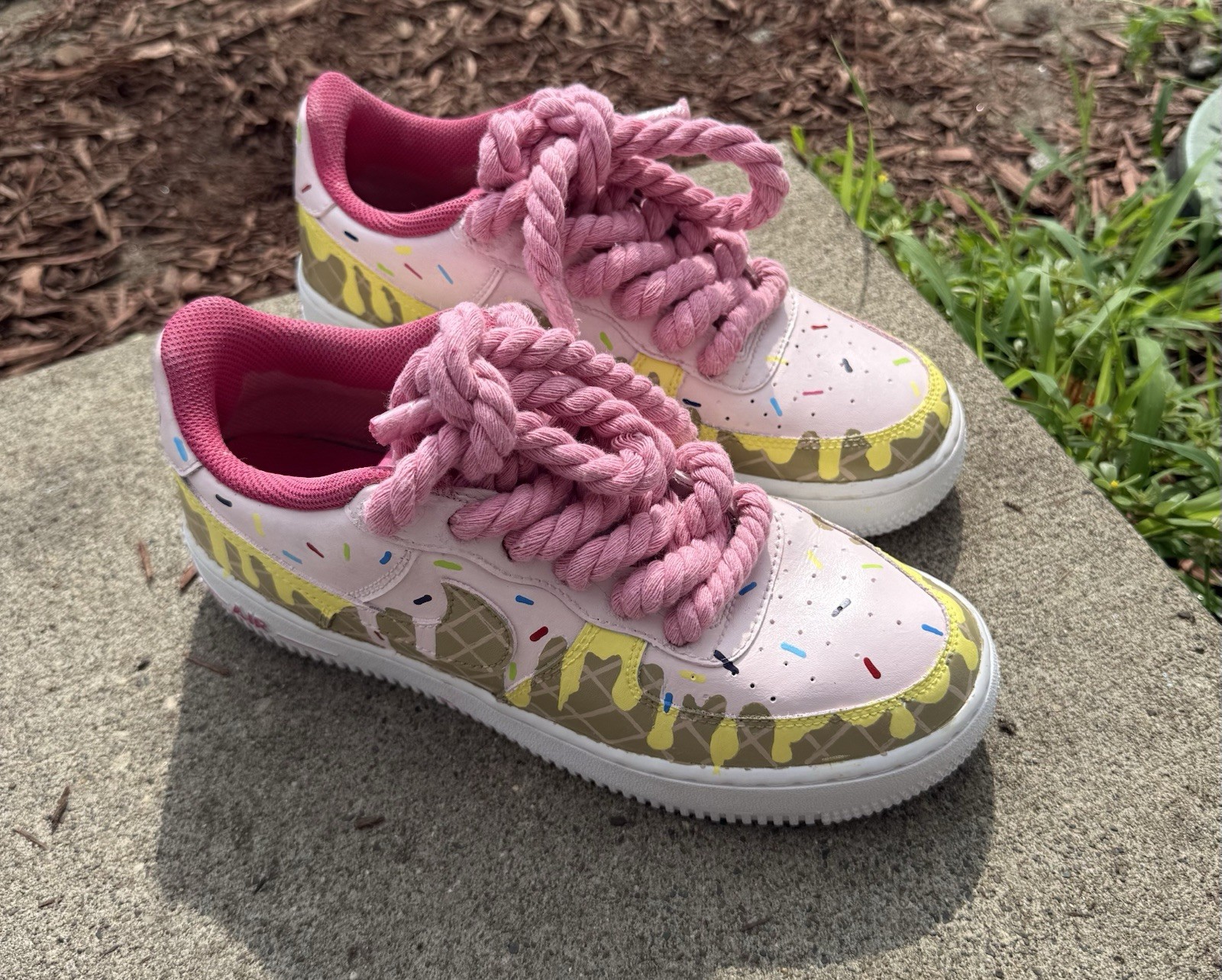 WMS 6.5 Custom hand painted “ Ice Cream and waffle “ AF1, with 8mm rope laces.