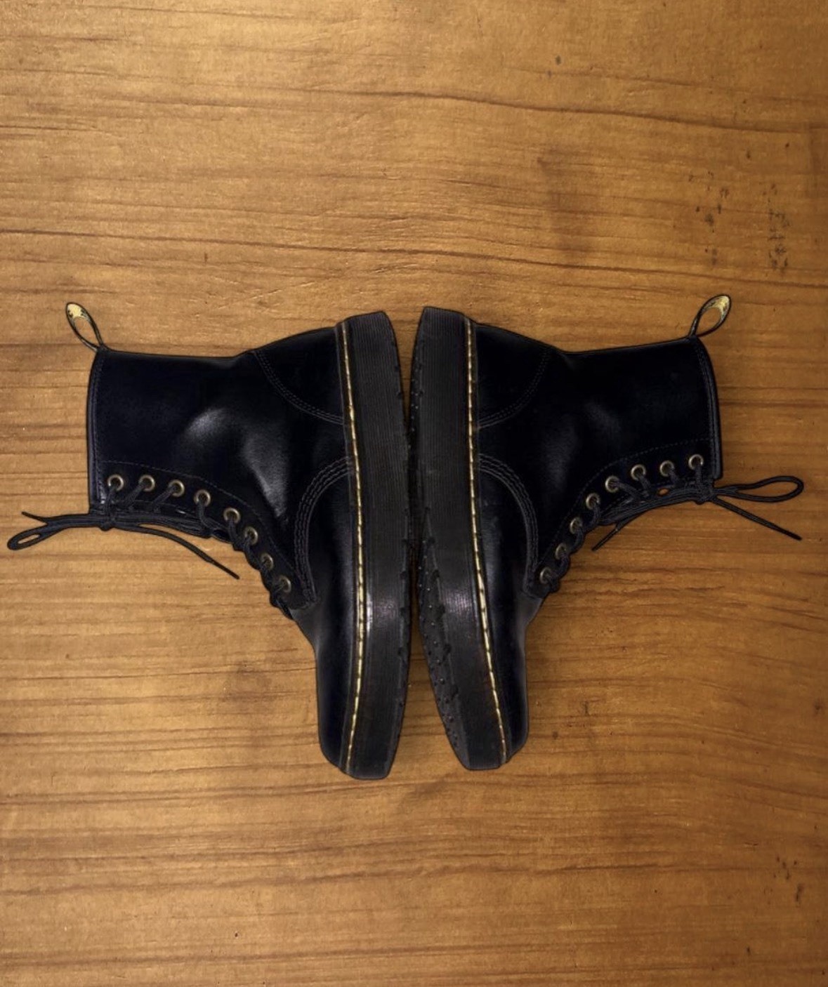 Dr. Martens 1460 flat sole Black Leather Lace-Up Ankle Boots Women 7.5, Men 6