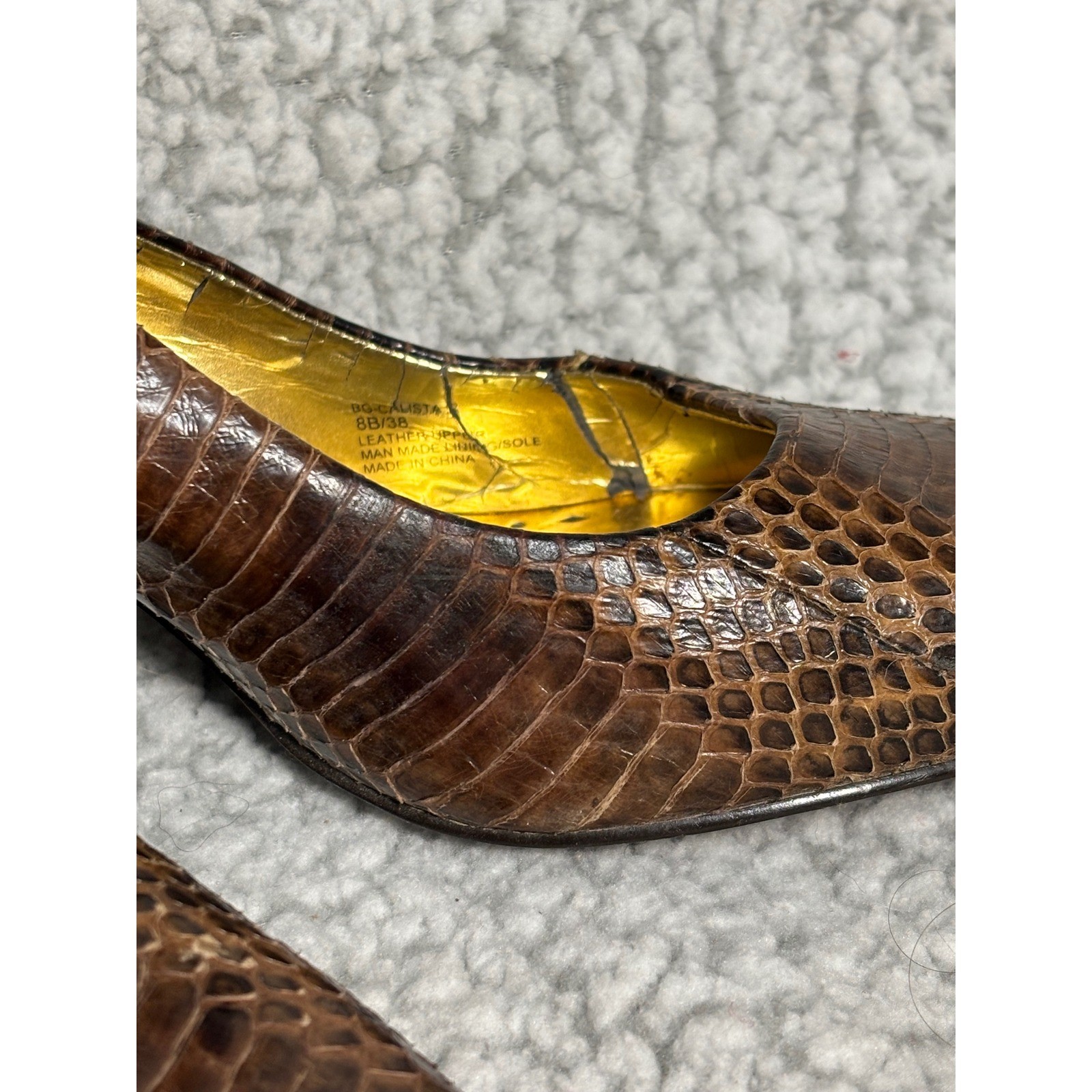 BCBGirls Calista Brown Snakeskin Embossed Leather Block Heel Pumps Size 8B 38