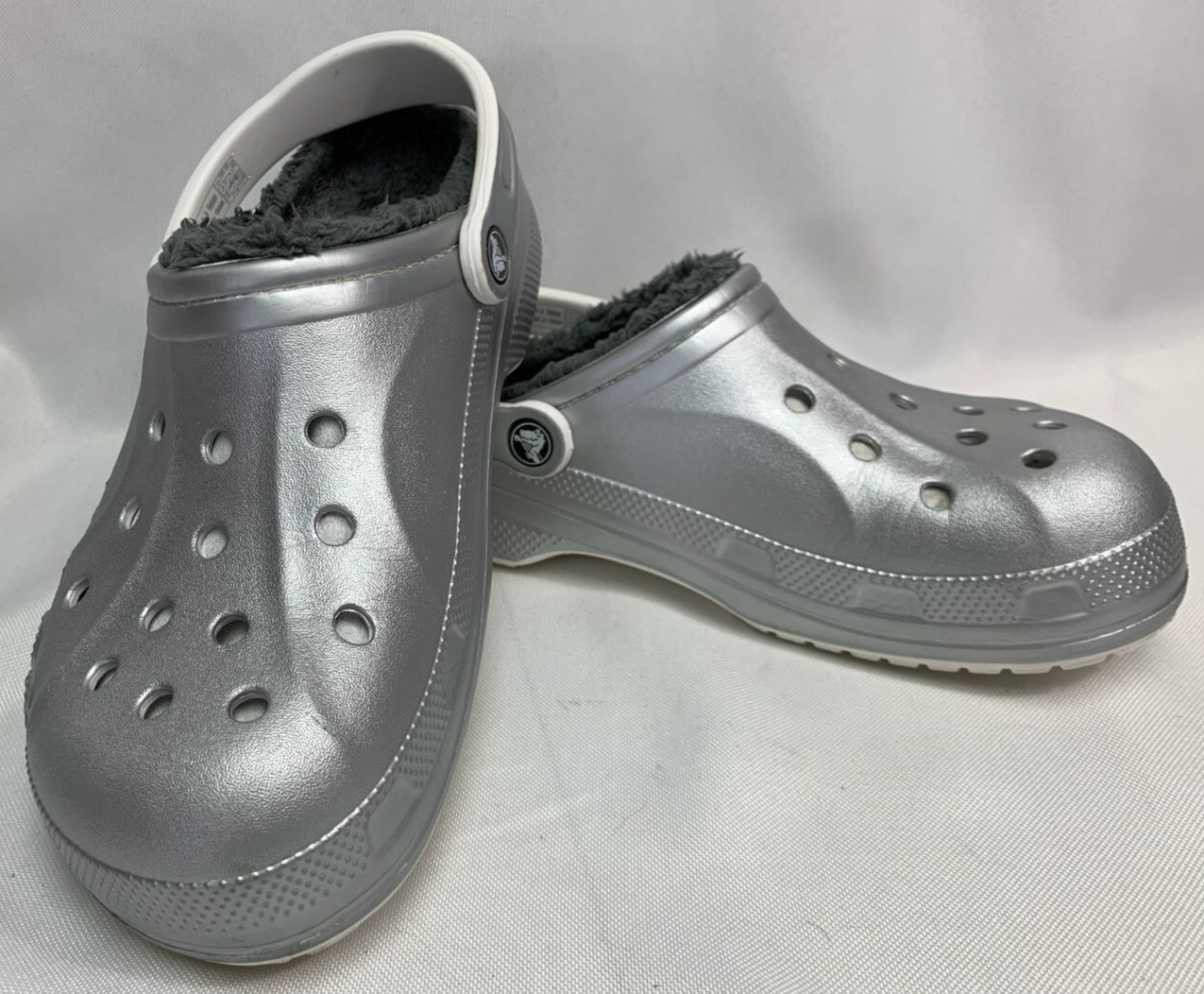 Crocs Unisex Adult Baya Fleece Lined Clogs Comfort Shoe Size 8 M / 10 W SILVER
