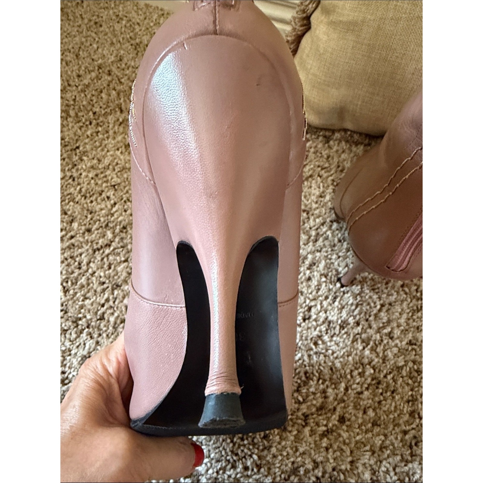 BOTTEGA VENETA Sz 38.5 Leather Sock Boots, pale mauve color, 2.5-3″ heel, Cute!