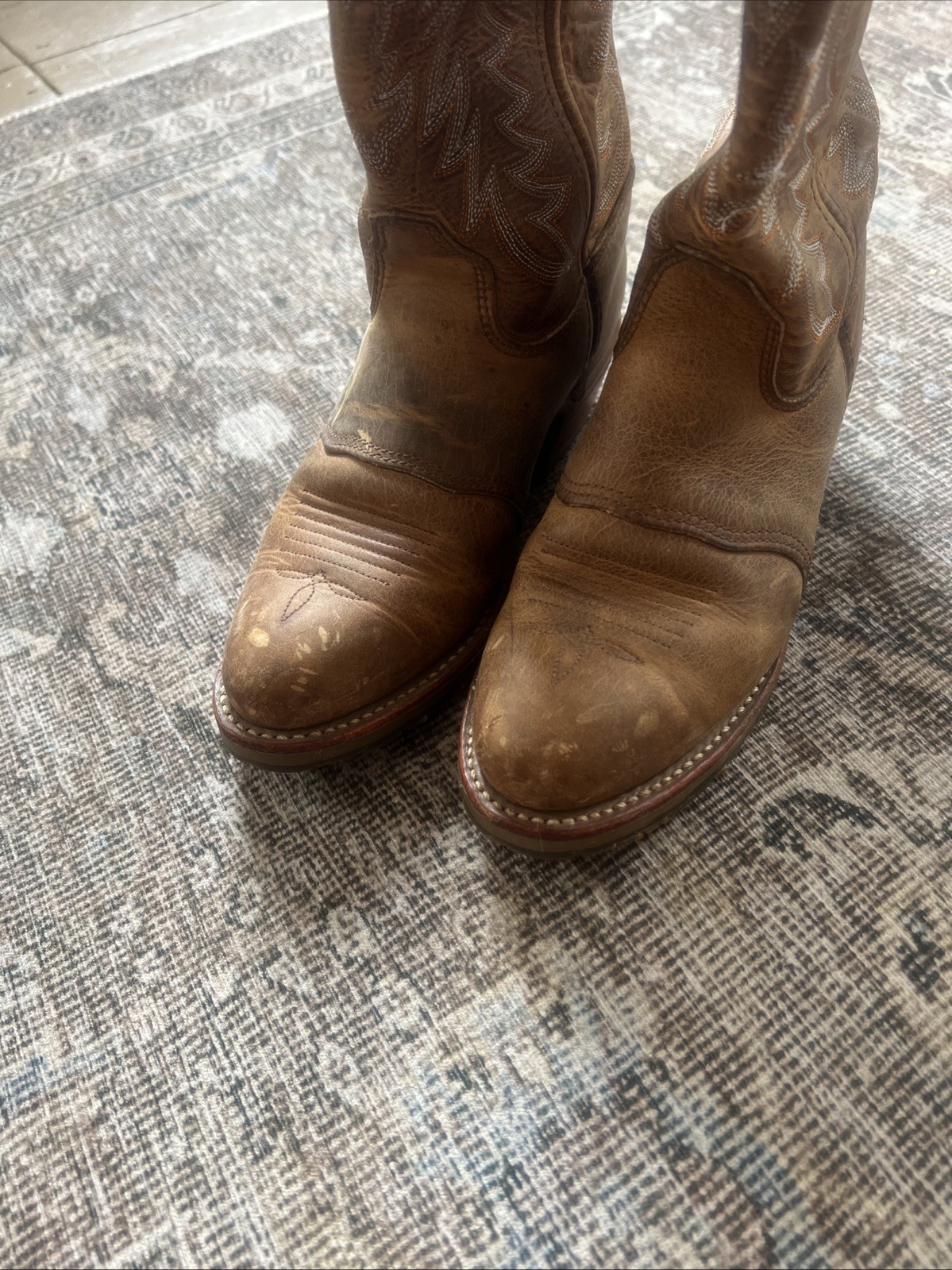 Lightly Used Woman’s Double H Cowgirl Boots Size 7