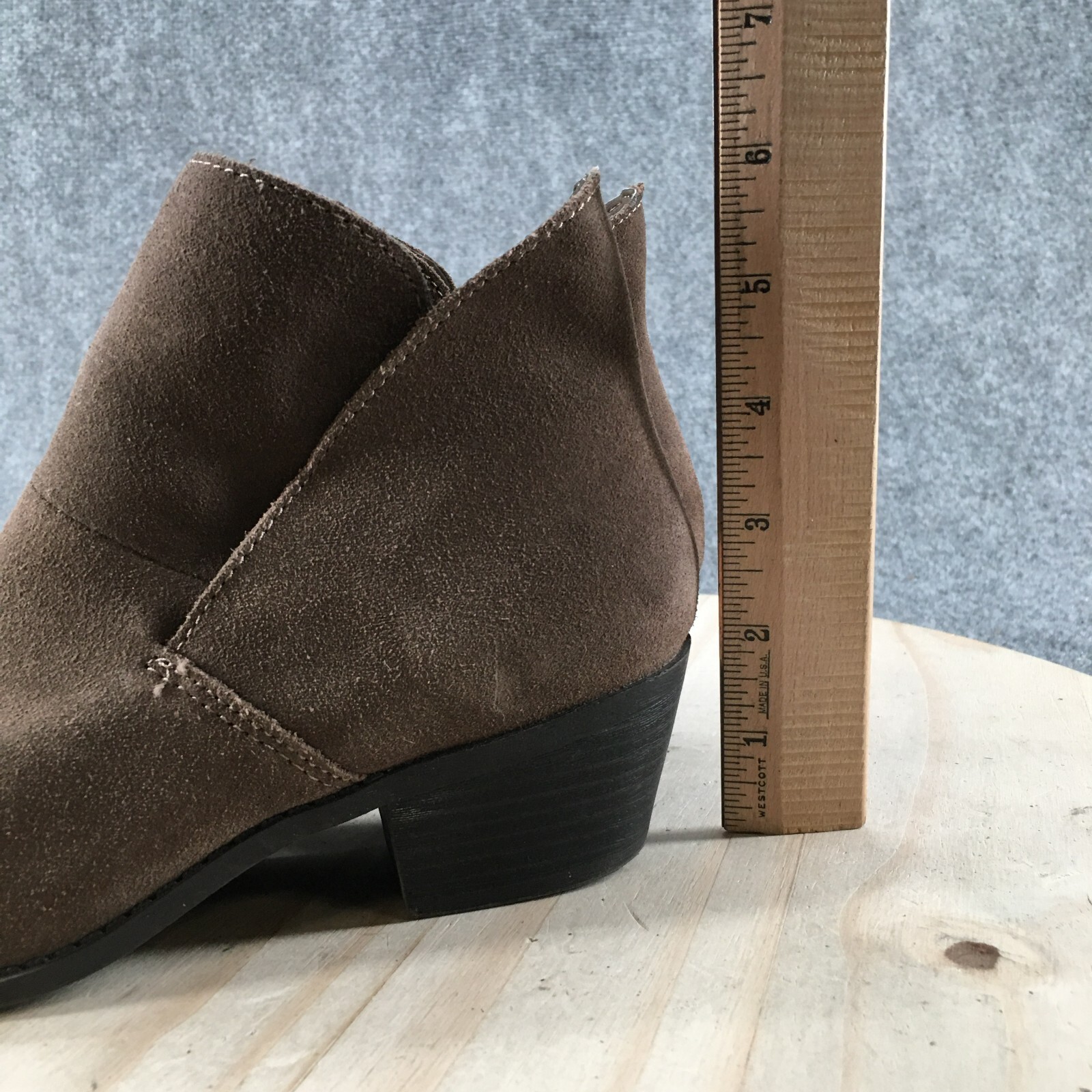 Me Too Boots Womens 6 M Cut Out Ankle Booties Brown Leather Block Heels Pull On
