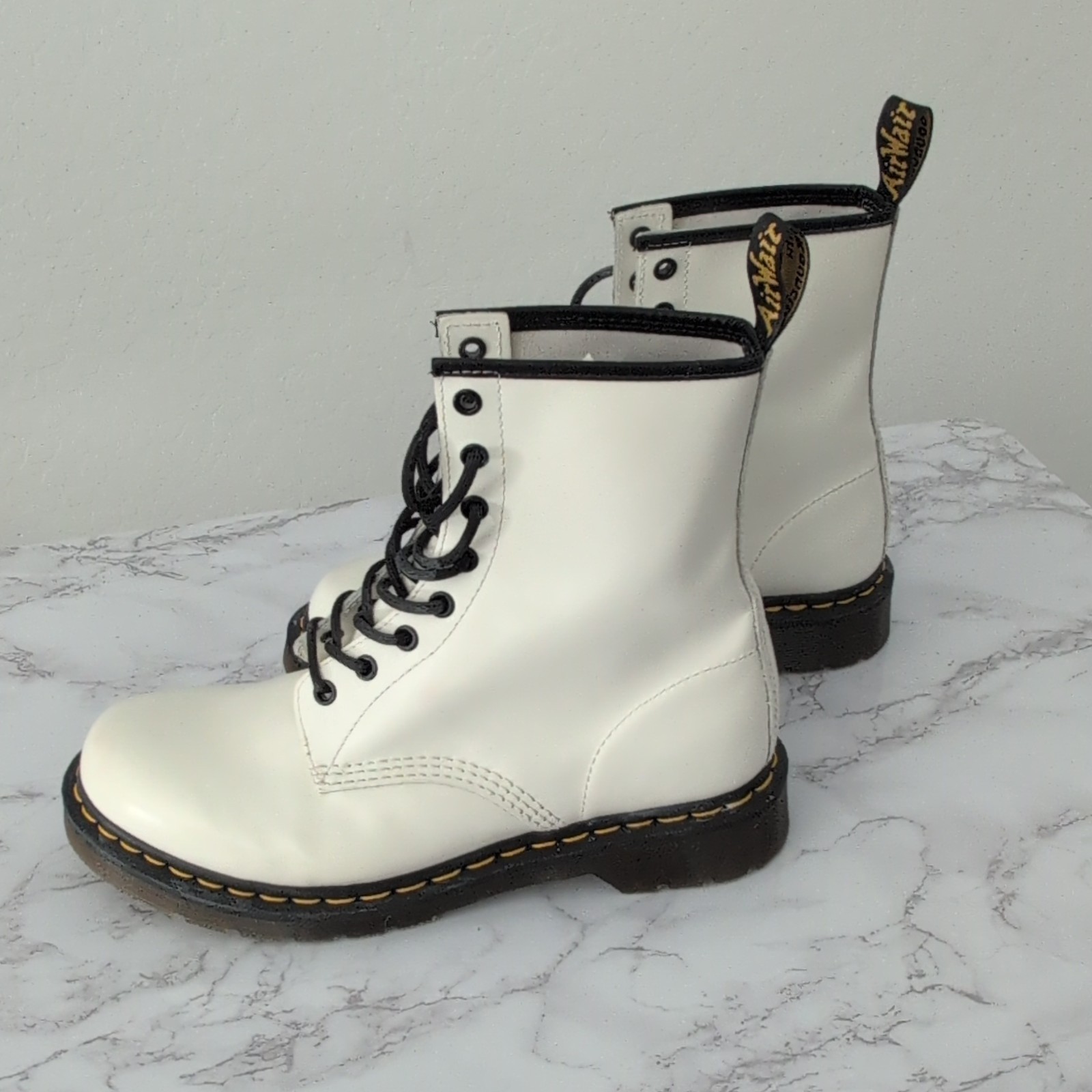 Dr. Martens 1460 White Leather Lace-Up Ankle Combat Boots Slip Resistant US 10