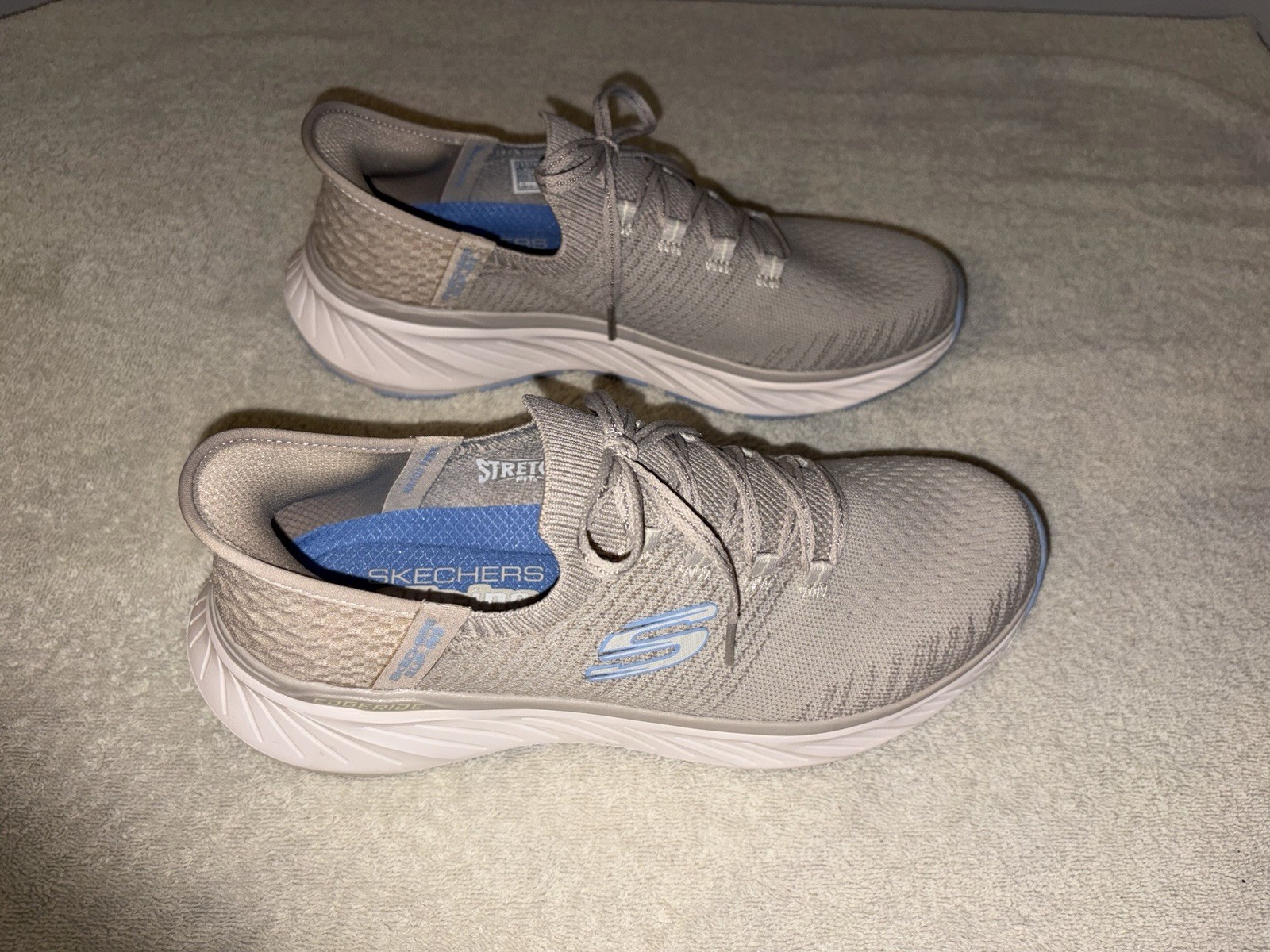 SKECHERS Slip-ins Relaxed Fit Edgeride Womens Gray/Blue Lace-Up Running Sneakers