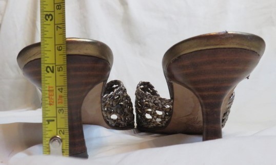 Vaneli Women’s 7.5M Gold/Silver Metallic Sandal with Heel