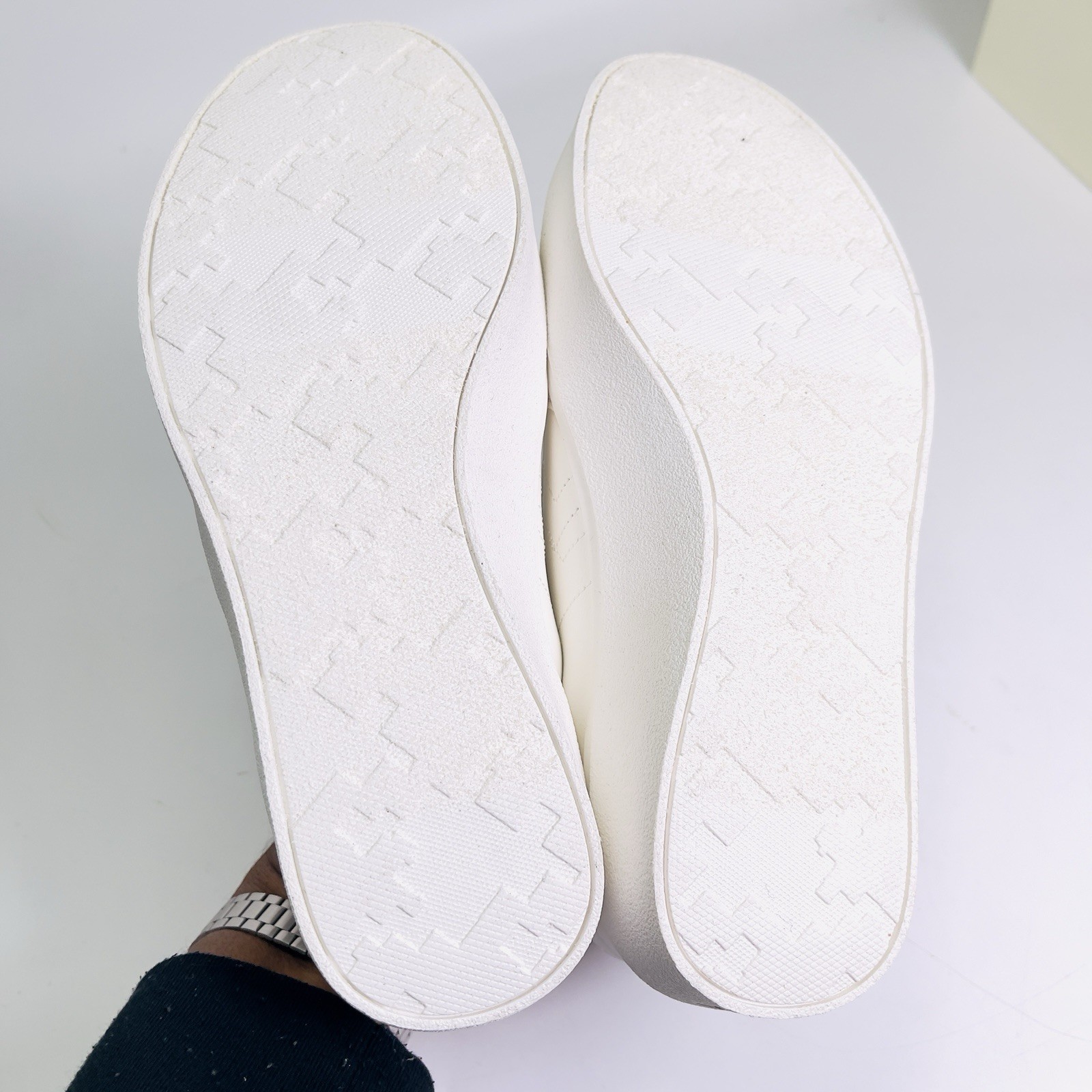 Dr Scholl’s Women’s Madison Lace Platform Sneaker White Black Size 6.5 Wide Fit