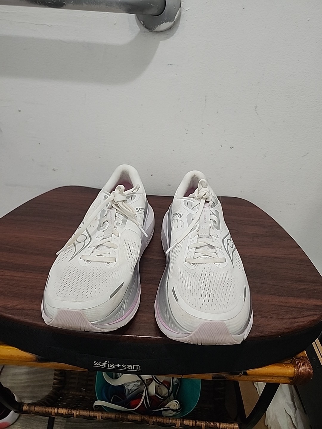Size 11 – Saucony Guide 18 Ballad Skydiver W