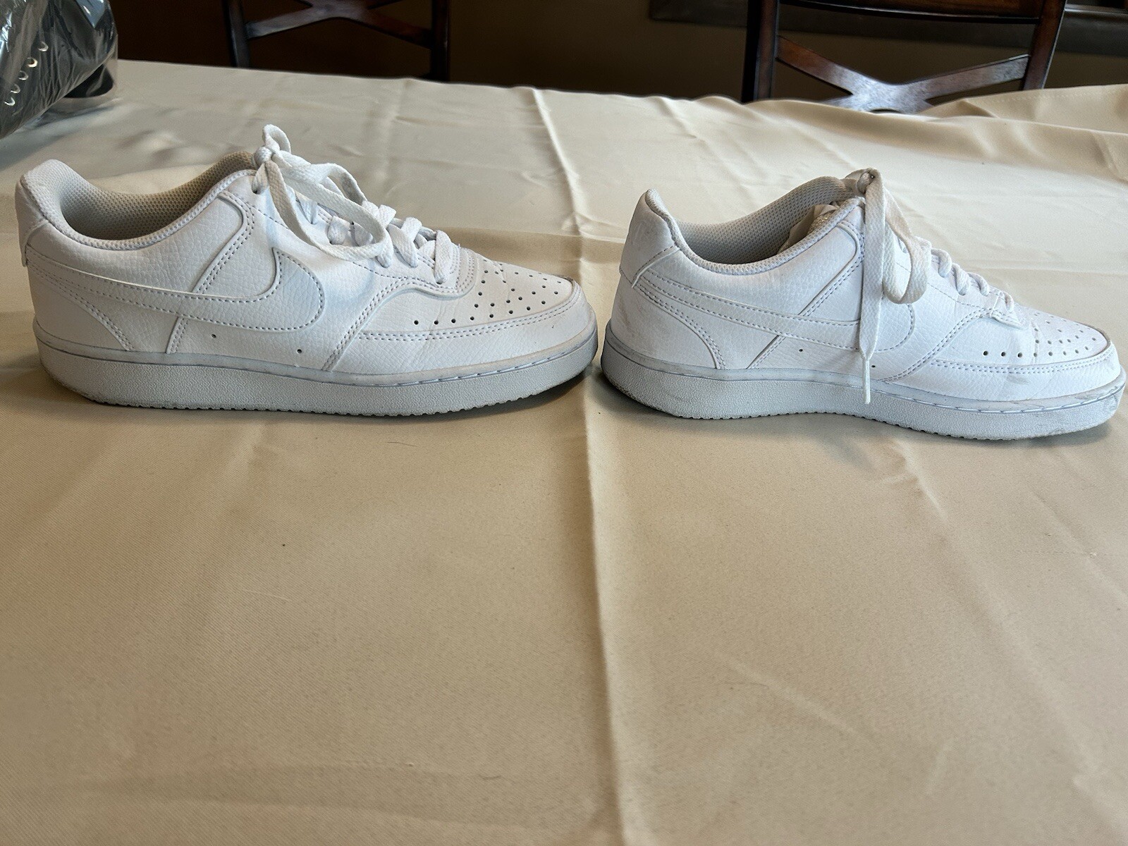 Nike Court Vision Women’s 8 Triple White DH3158-100 Athletic Sneakers
