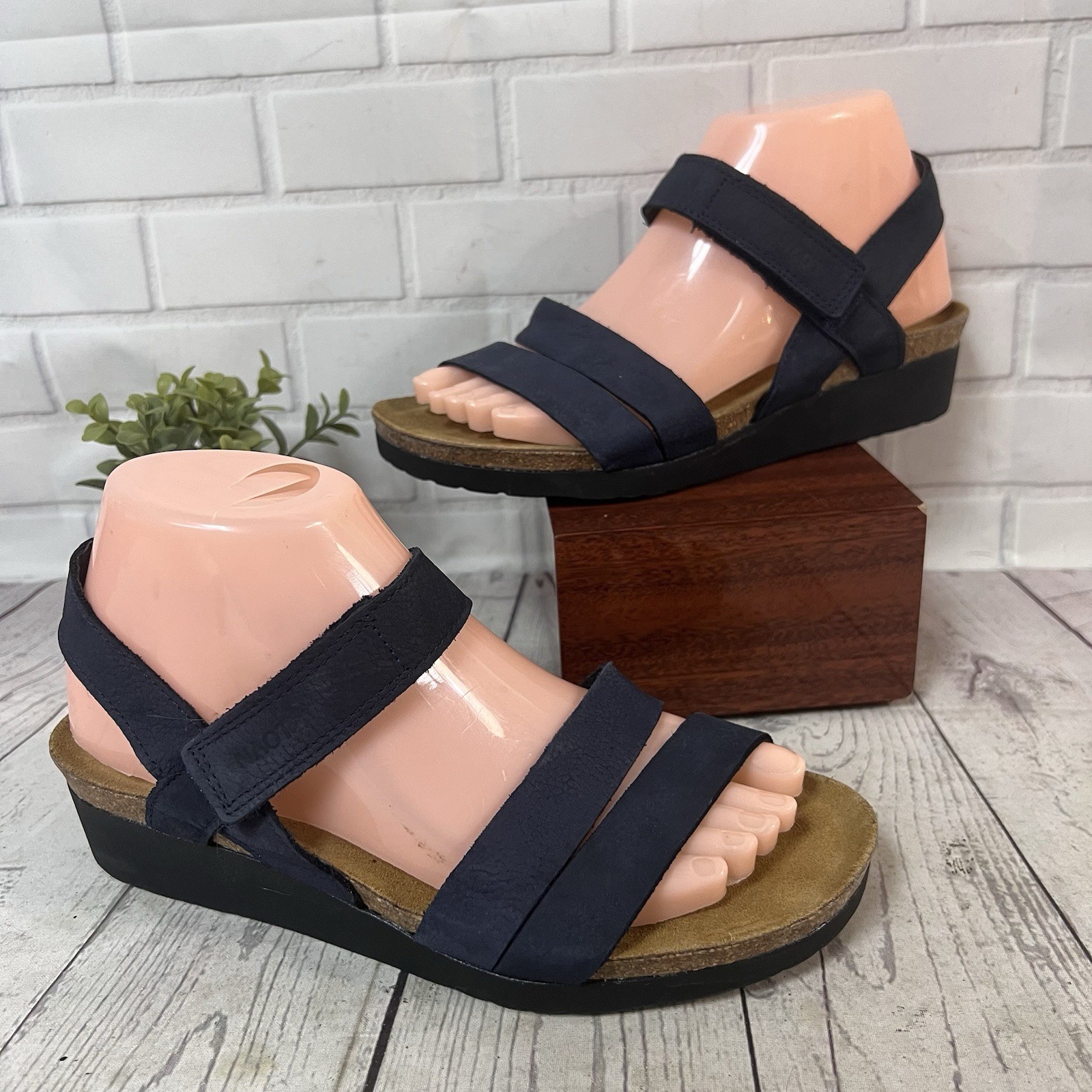 NAOT Kayla Women’s Navy Blue Nubuck Leather Comfort Wedge Sandals EU 38 US 7