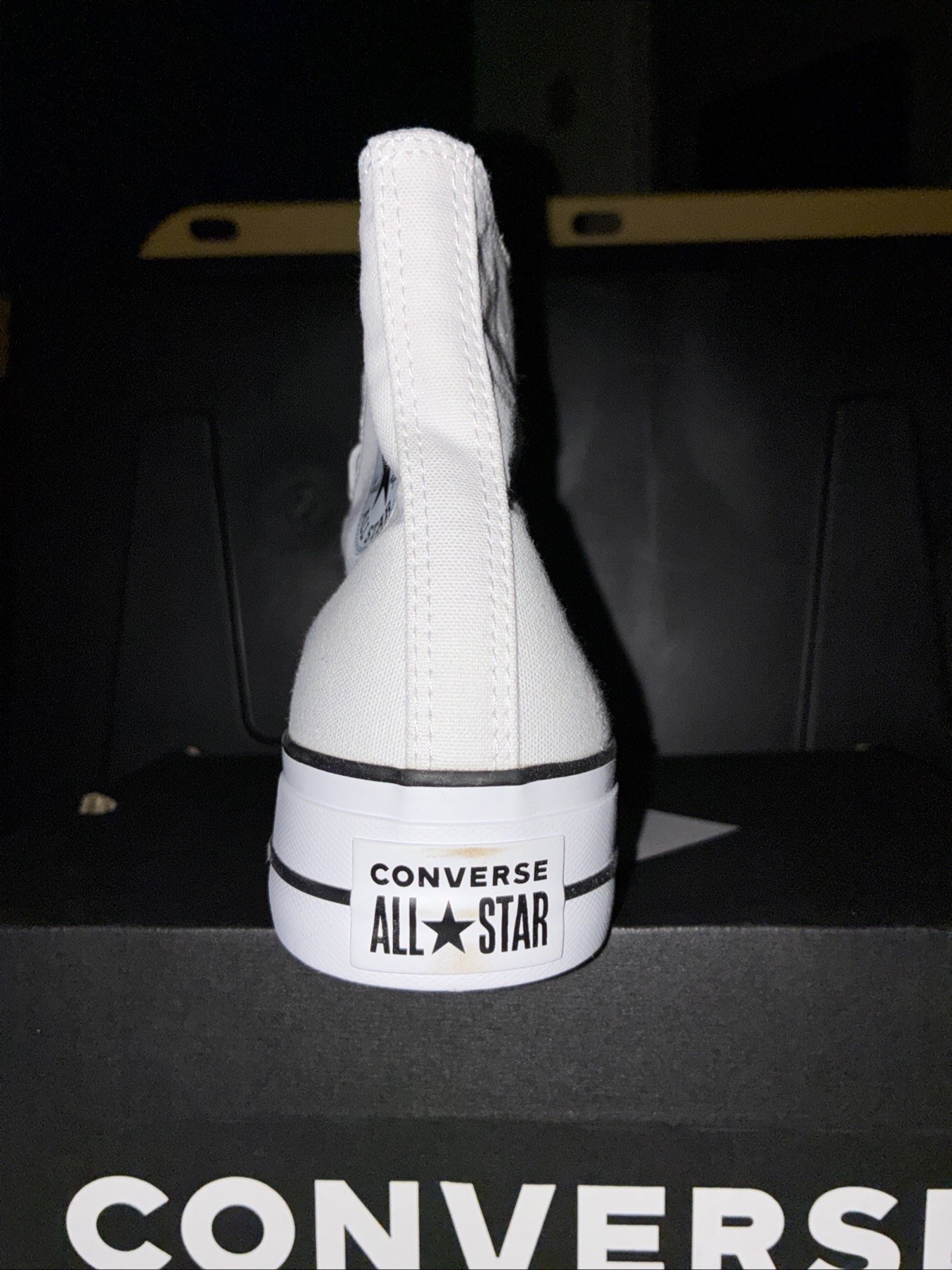 Size 9.5 – Converse Chuck Taylor All Star Platform High White