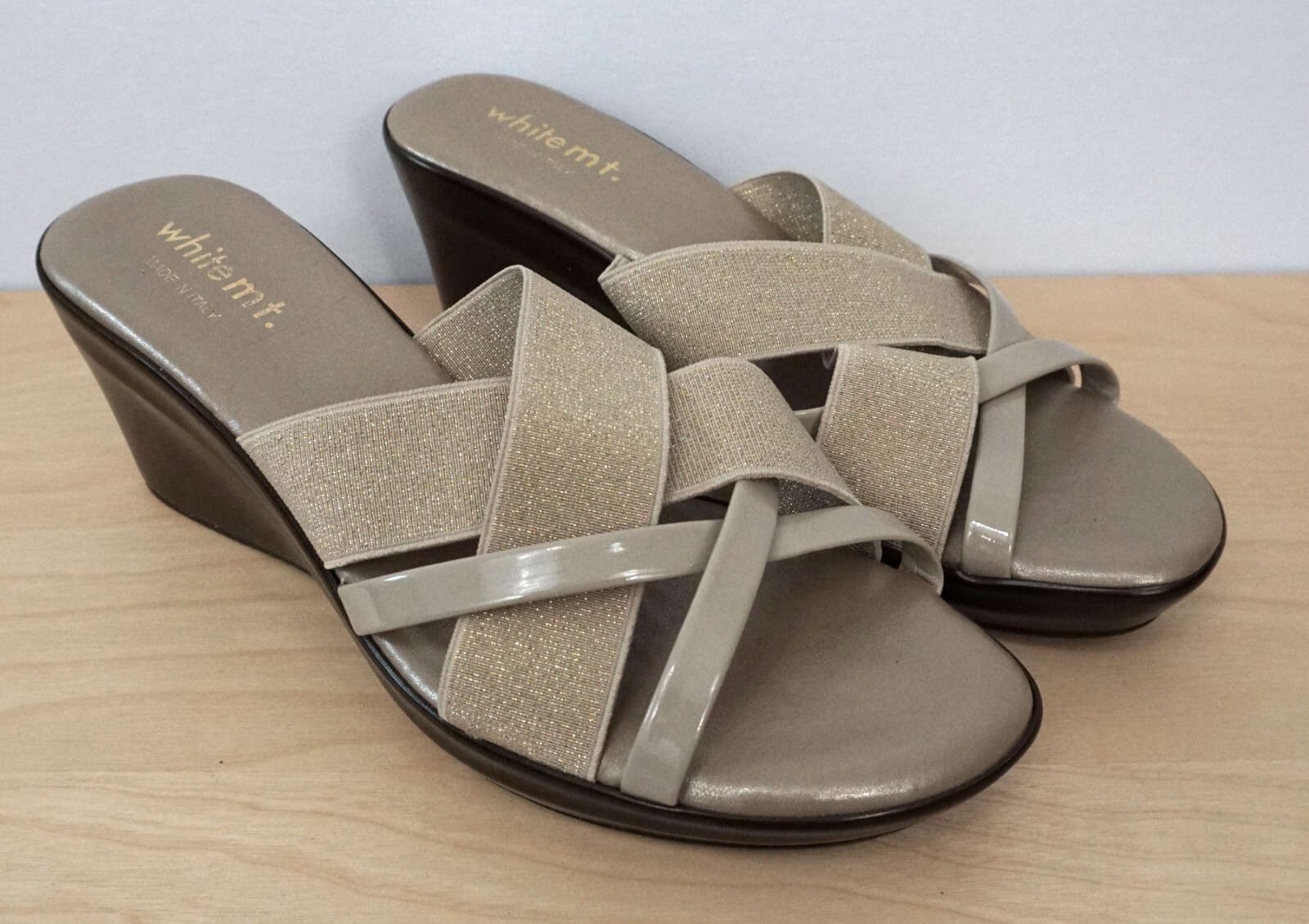 White Mountain Womens Beige Brown Gold Metallic Wedge Sandals Heels Shoes Size 7