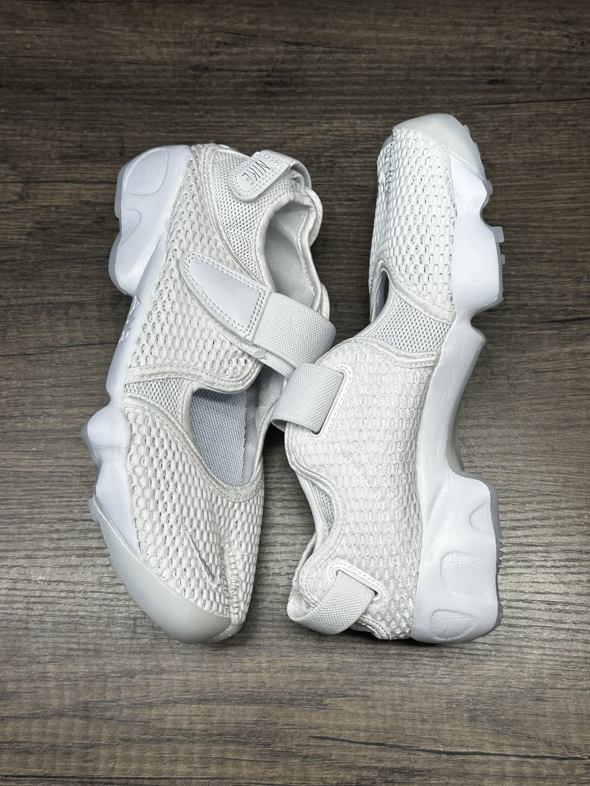 Nike Air Rift Breathe White 848386-100 Women’s Size 8