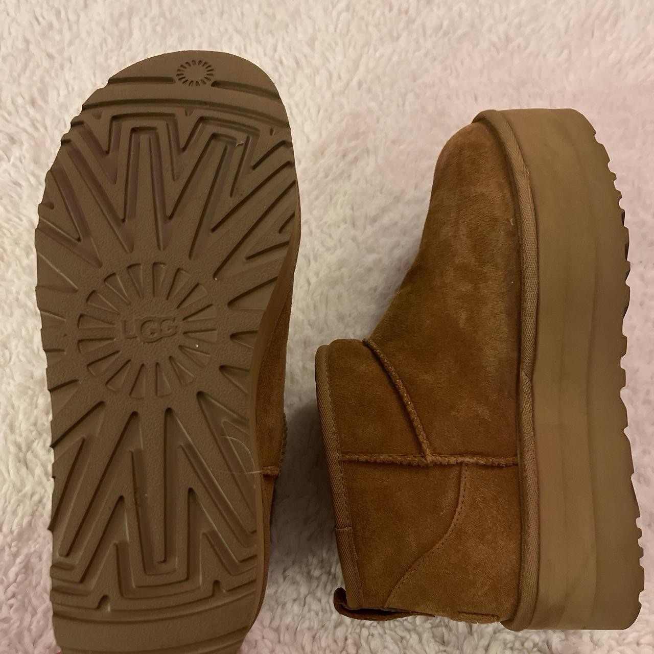 UGG Ultra Mini New Heights Brown Suede Shearling Lined Platform Boots 9