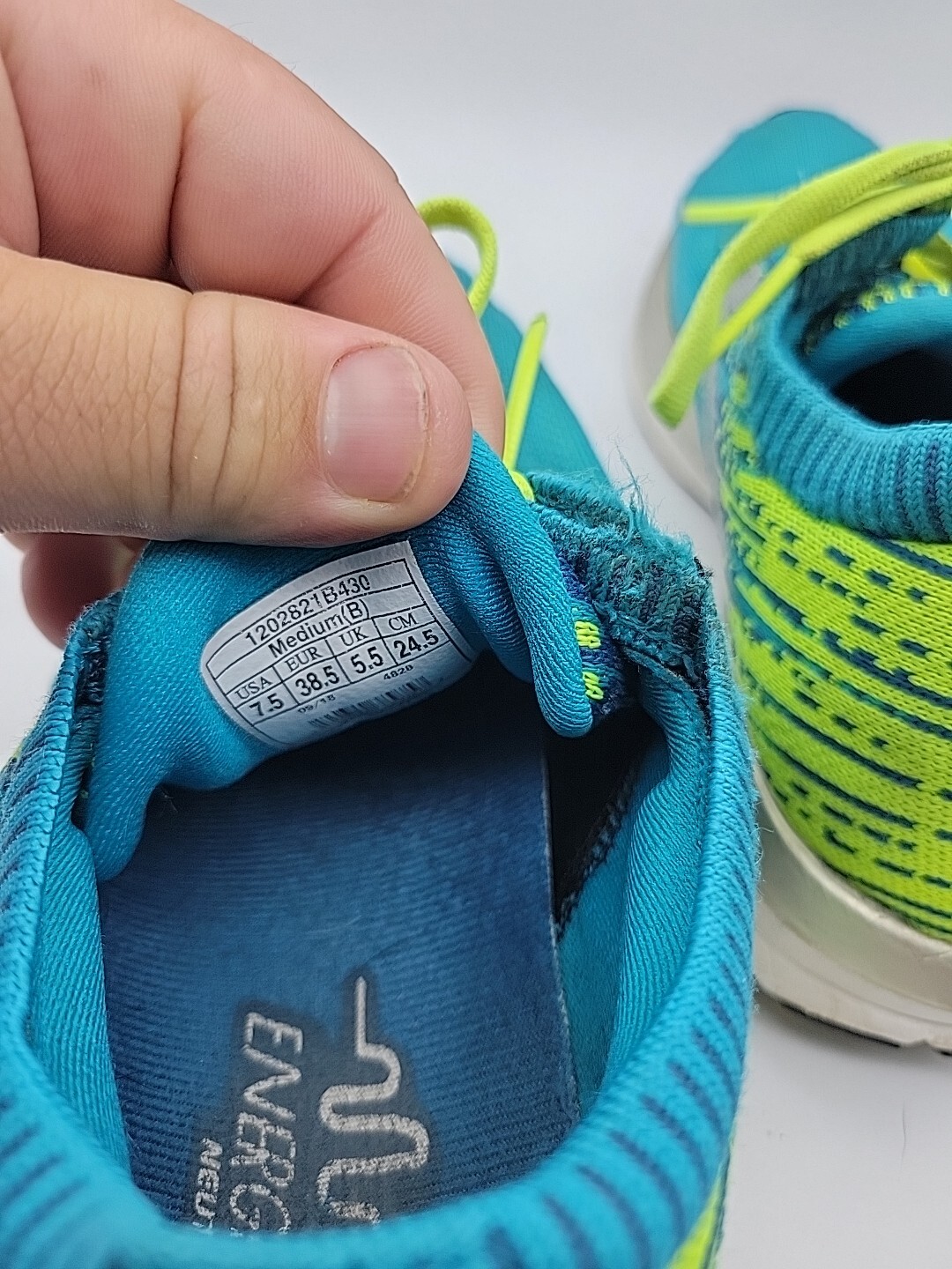 Brooks Womens Ricochet 1202821B430 Blue Green Running Sneakers Shoes Size 7.5 B