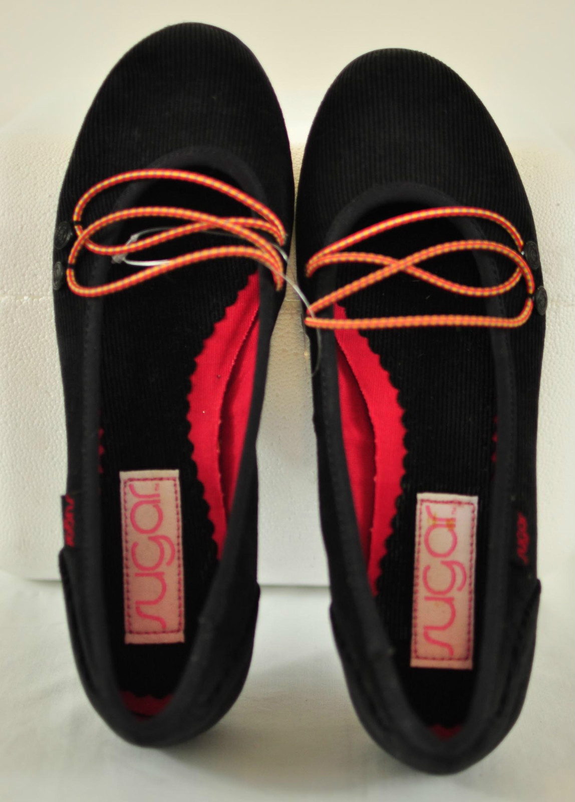women’s Sugar black corduroy fun shoes low heel size 6M closed heel toe