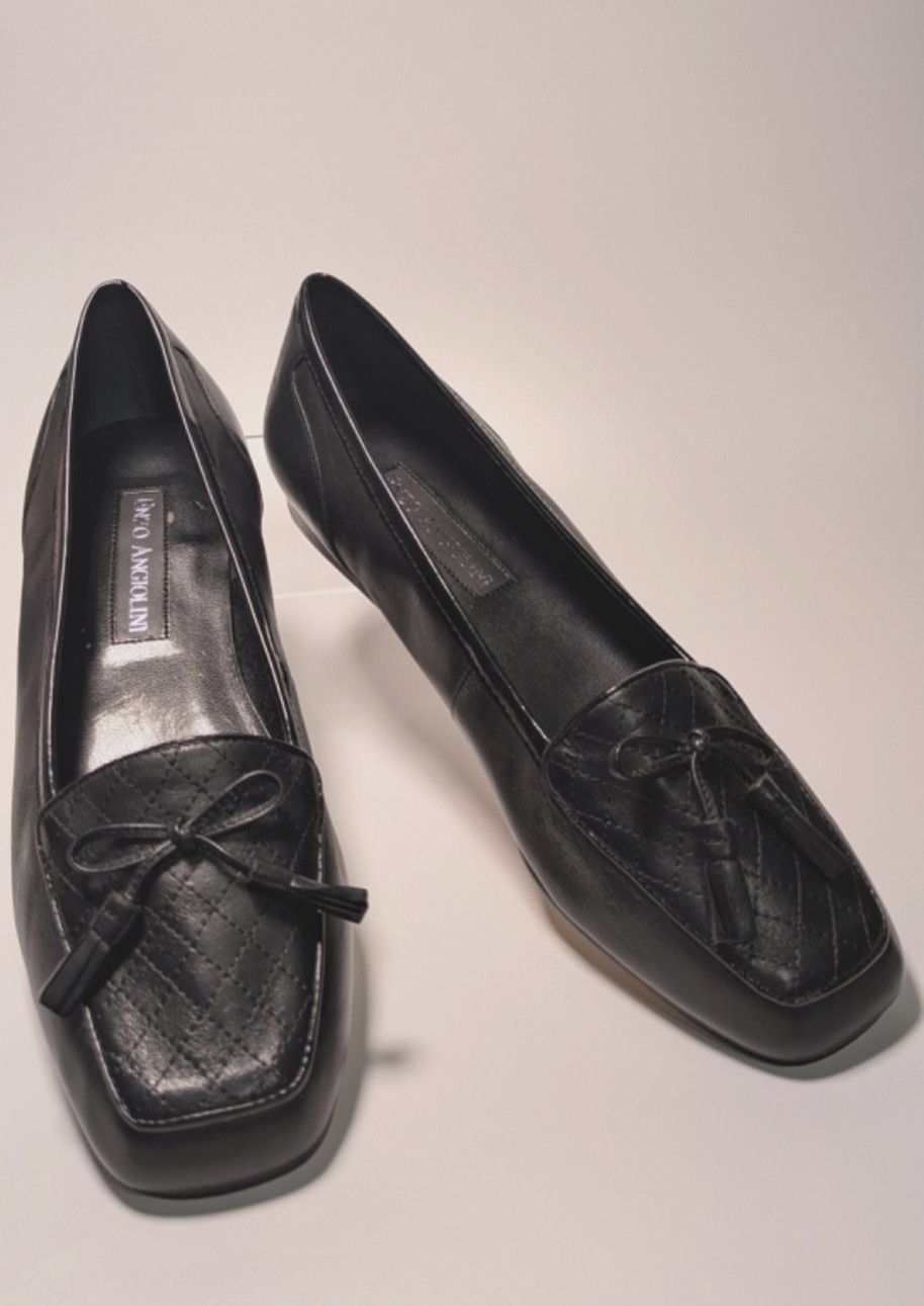 Enzo Angiolini “Lizzia” Black Leather Quilted Flat loafer Women’s Size 7M New