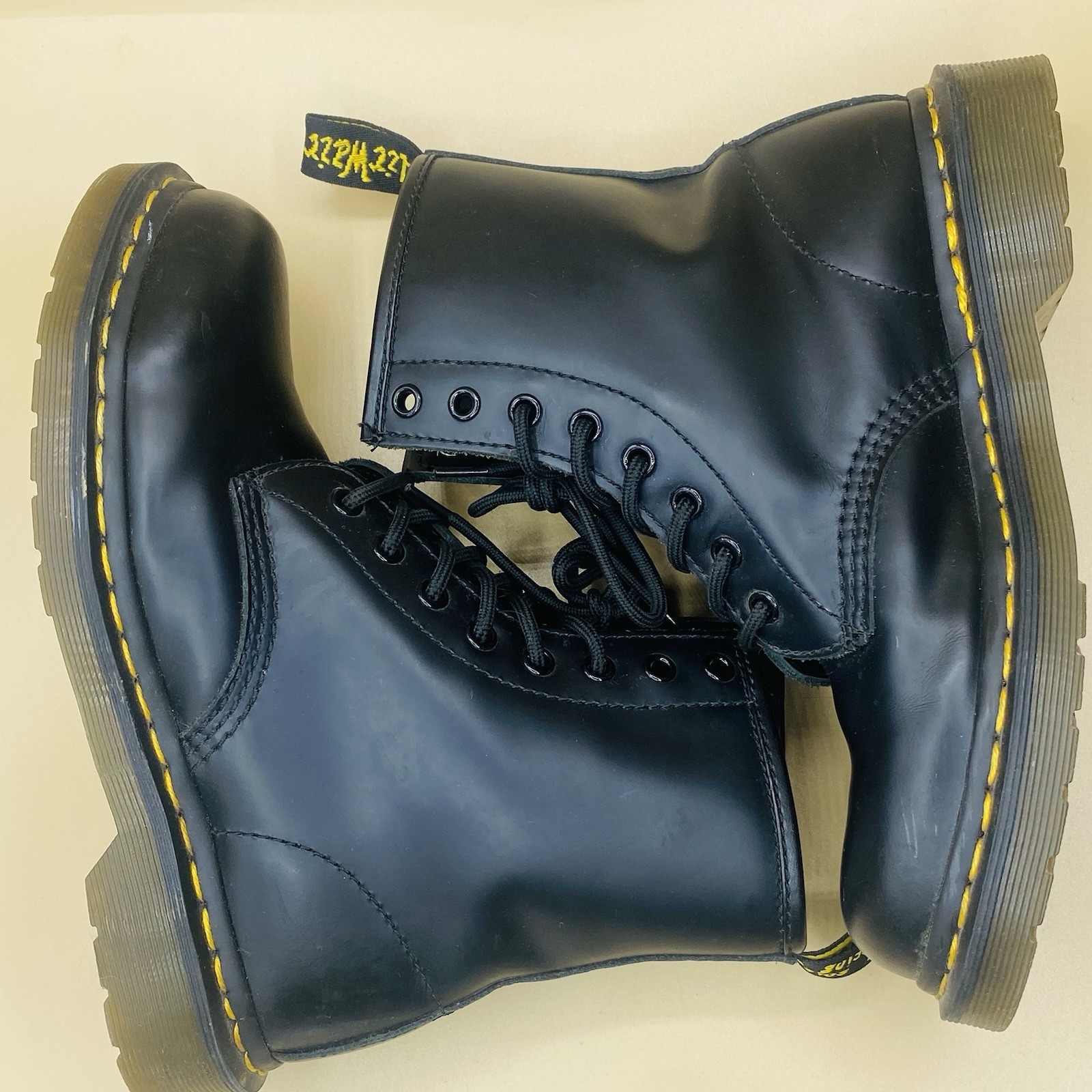 Dr Martens 1460 Boots Womens US 6 Black Smooth Leather 8 Eye Combat Ankle