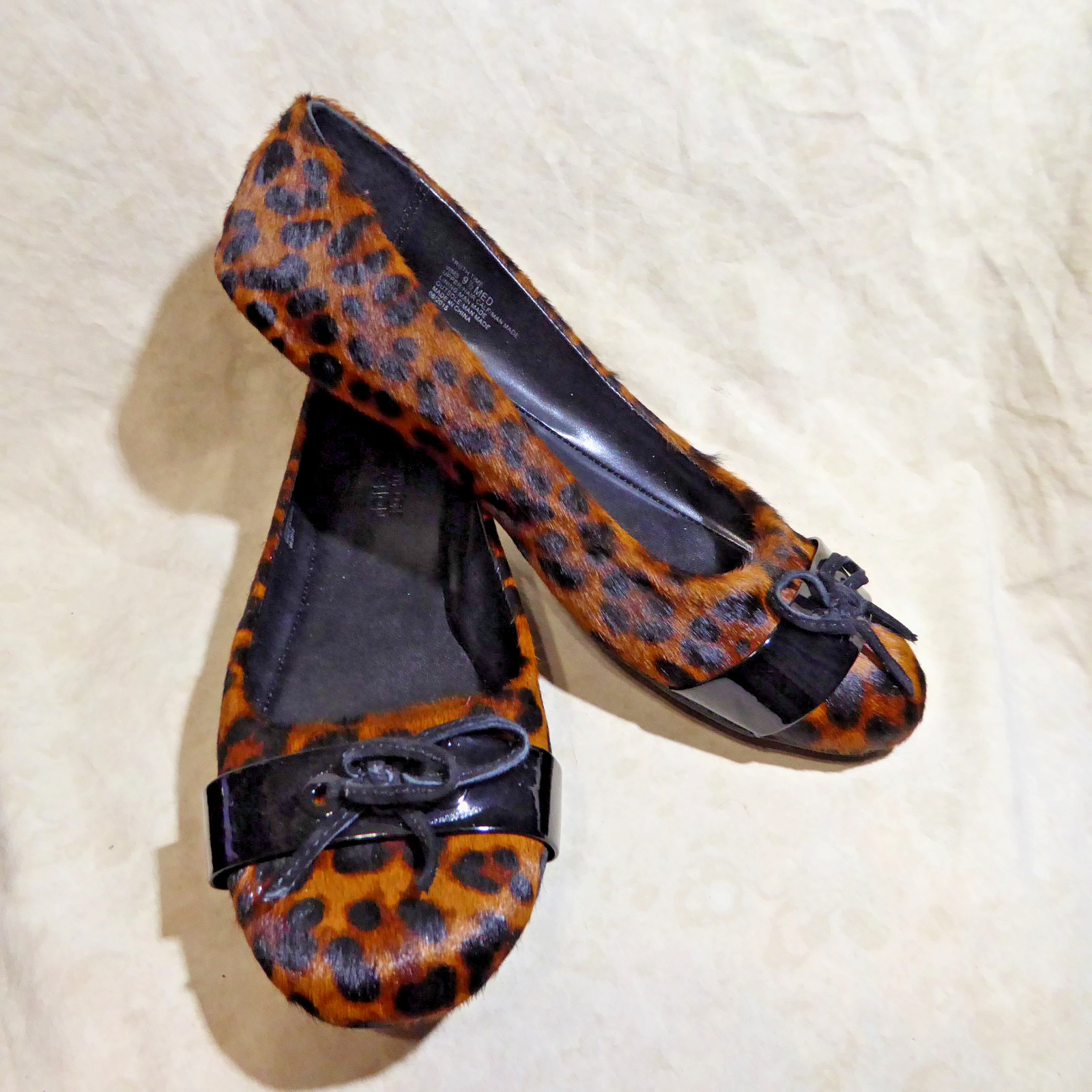 🥿 Kenneth Cole Reaction Ballet Flats sz 9.5 M Leopard Calf Hair; Bow Straps