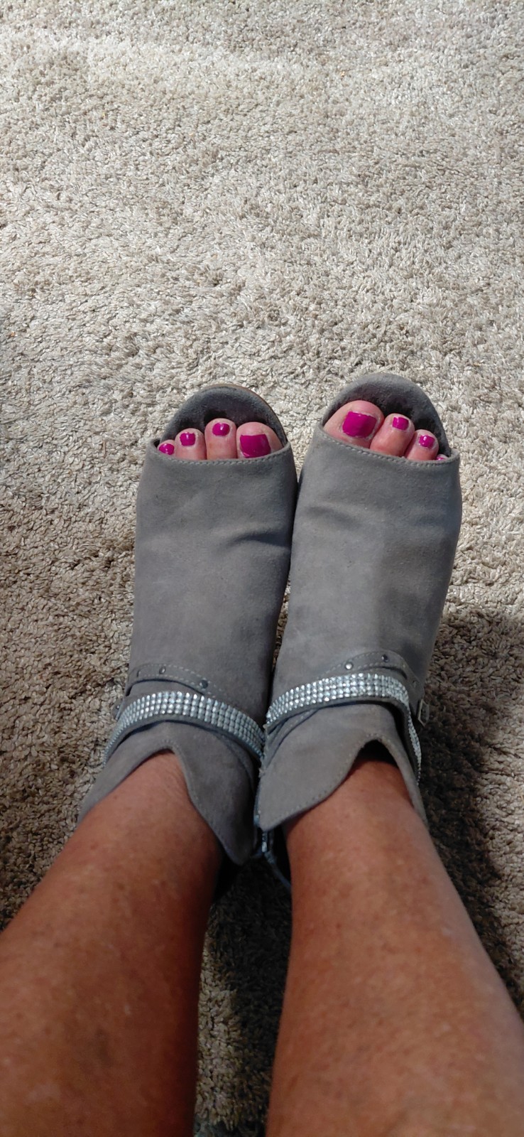 SO Gray Faux Suede Open Toe Ankle Strap Rhinestone Block Heel Women’s 8