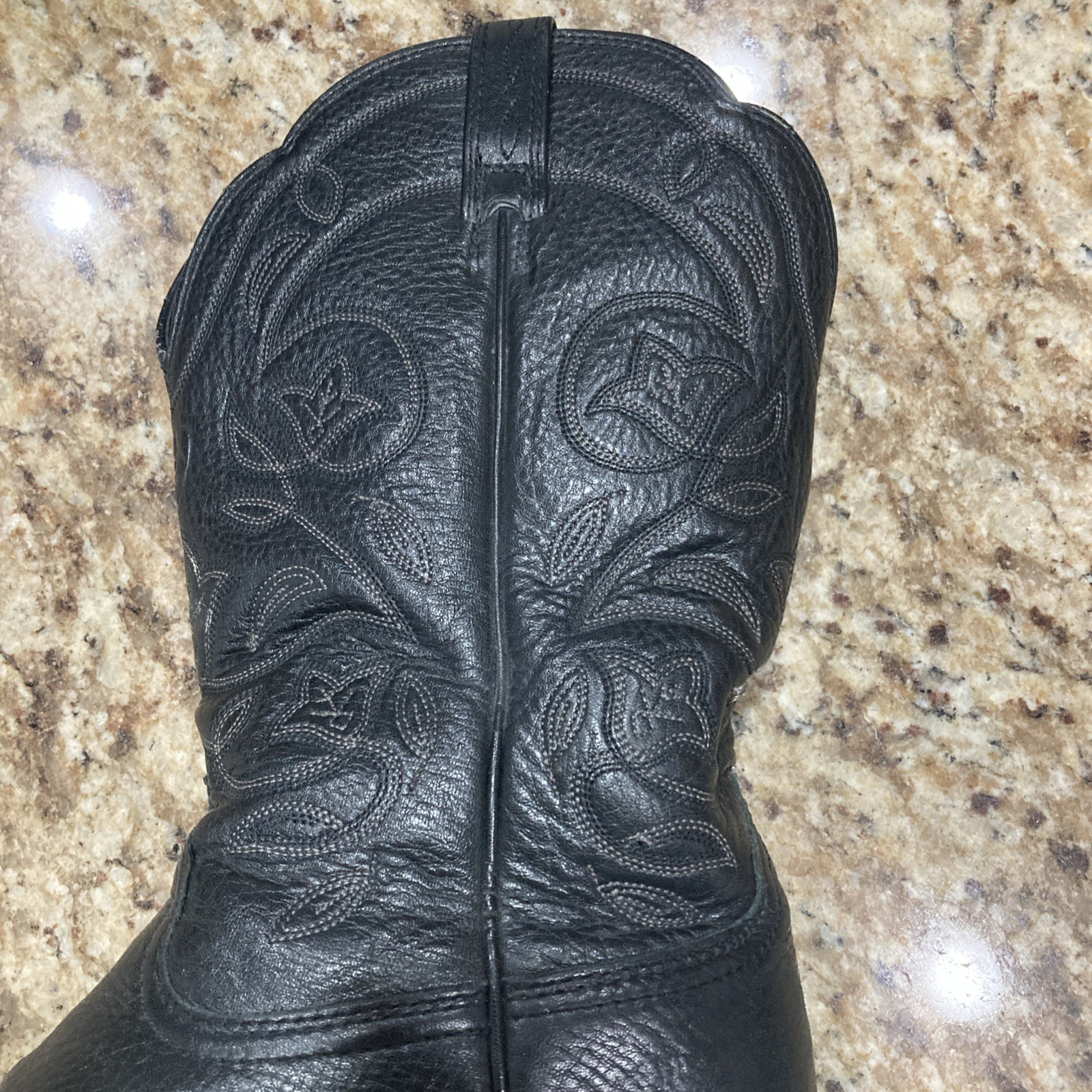 Ariat Woman’s Heritage R Toe Cowgirl Boots Black Leather Size 7.5C 10001037