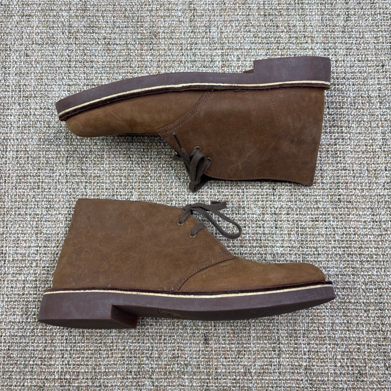Clarks Leather Desert Chukka Boots | 9 | Brown
