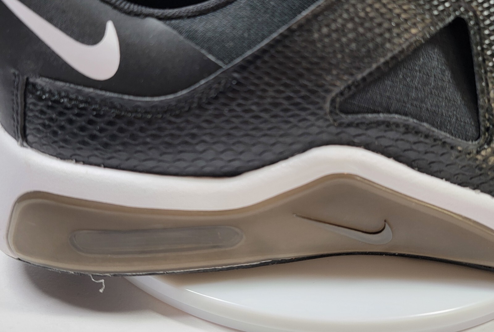 Nike Air Max Bella TR 5 Running Shoes Women’s 11 Black White Charcoal DD9285-010