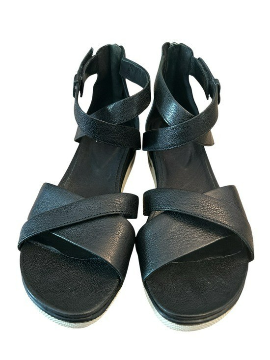Eileen Fisher Sally Black Leather Ankle Strap Comfort Sandals – Size 7