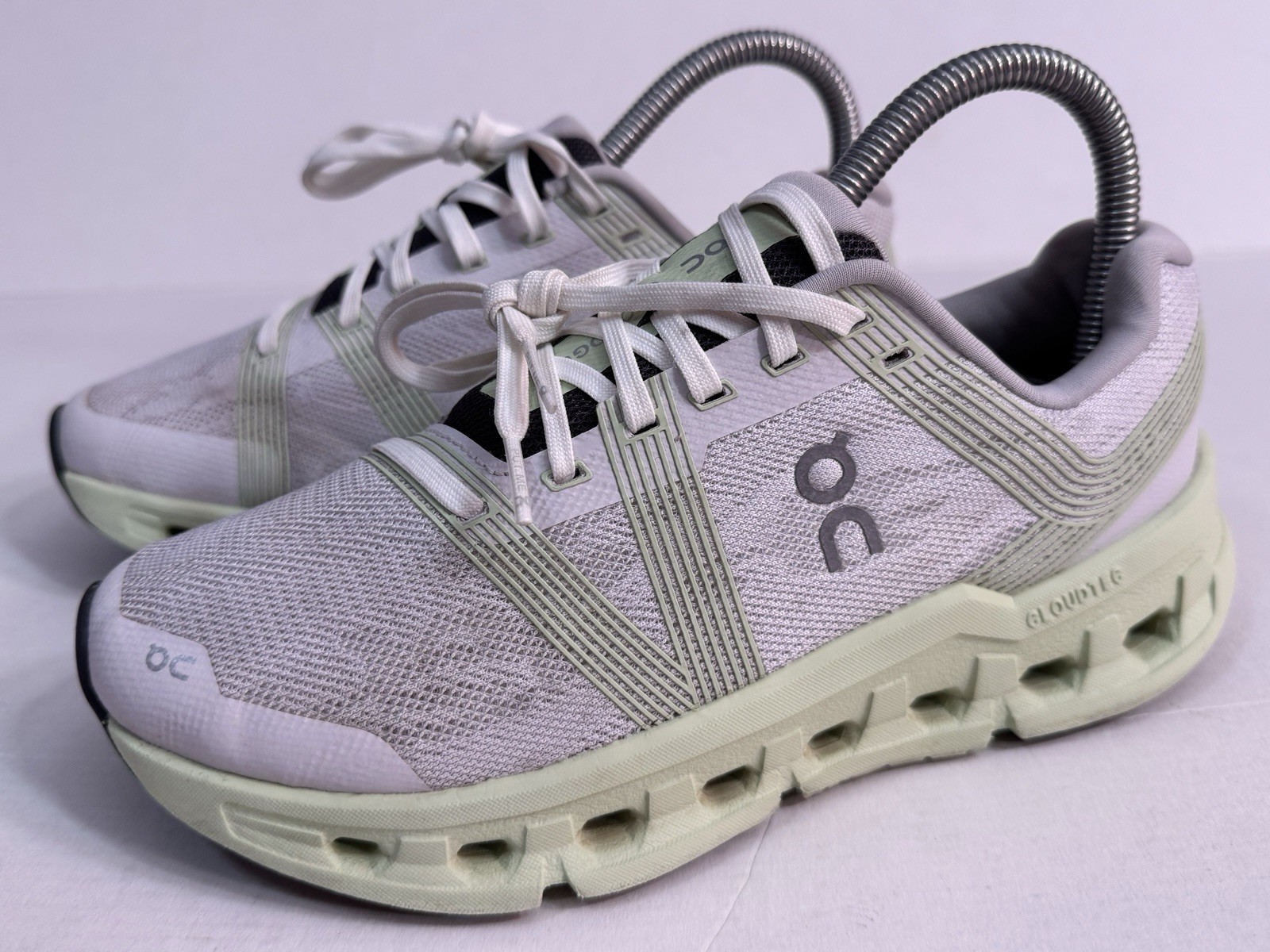 On Cloud CloudGo Running Shoes White Meadow Green Swiss 55.98624 Women’s Size 7