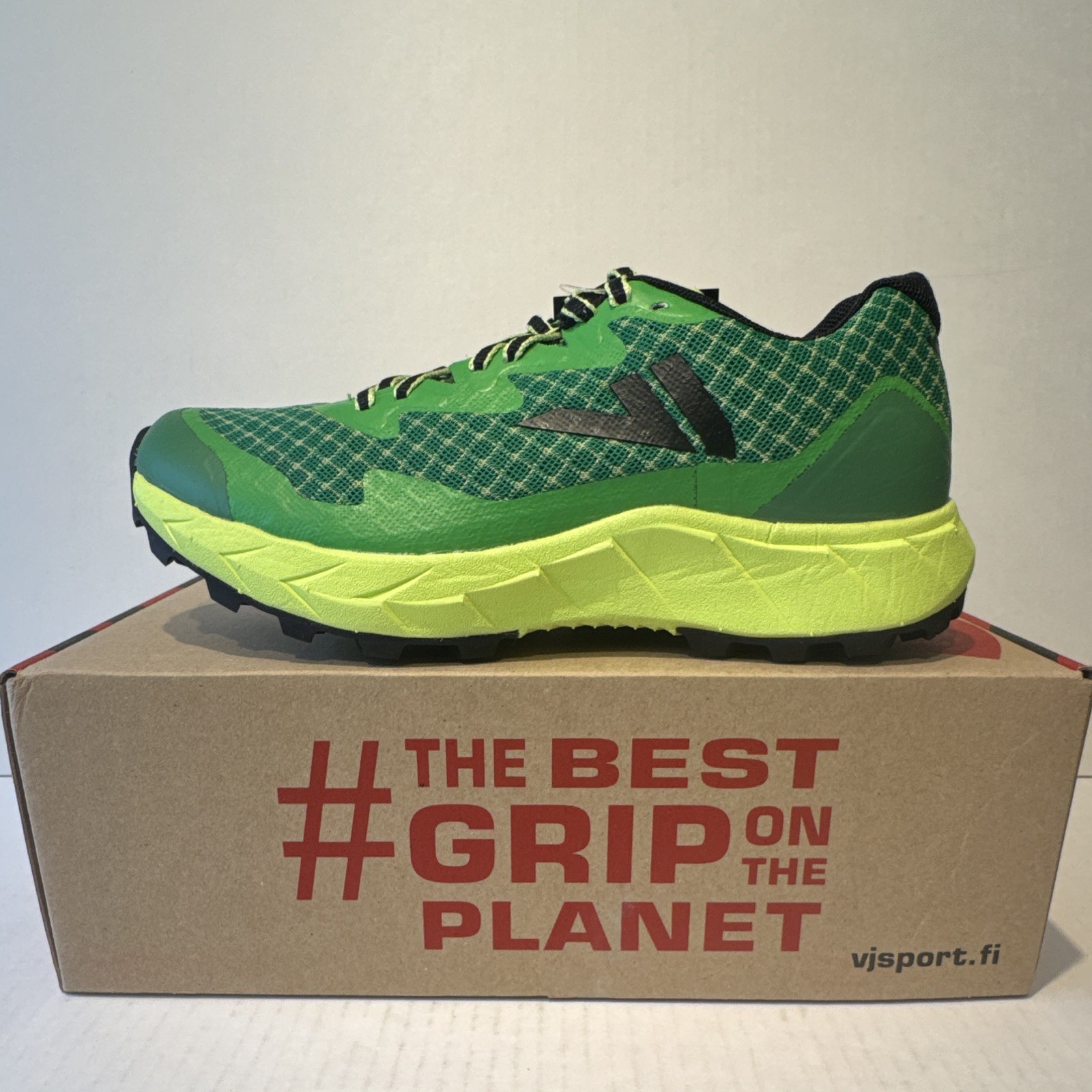 VJ Ultra Green Yellow Black Lightweight made with Kevlar Low Top Sneaker Women